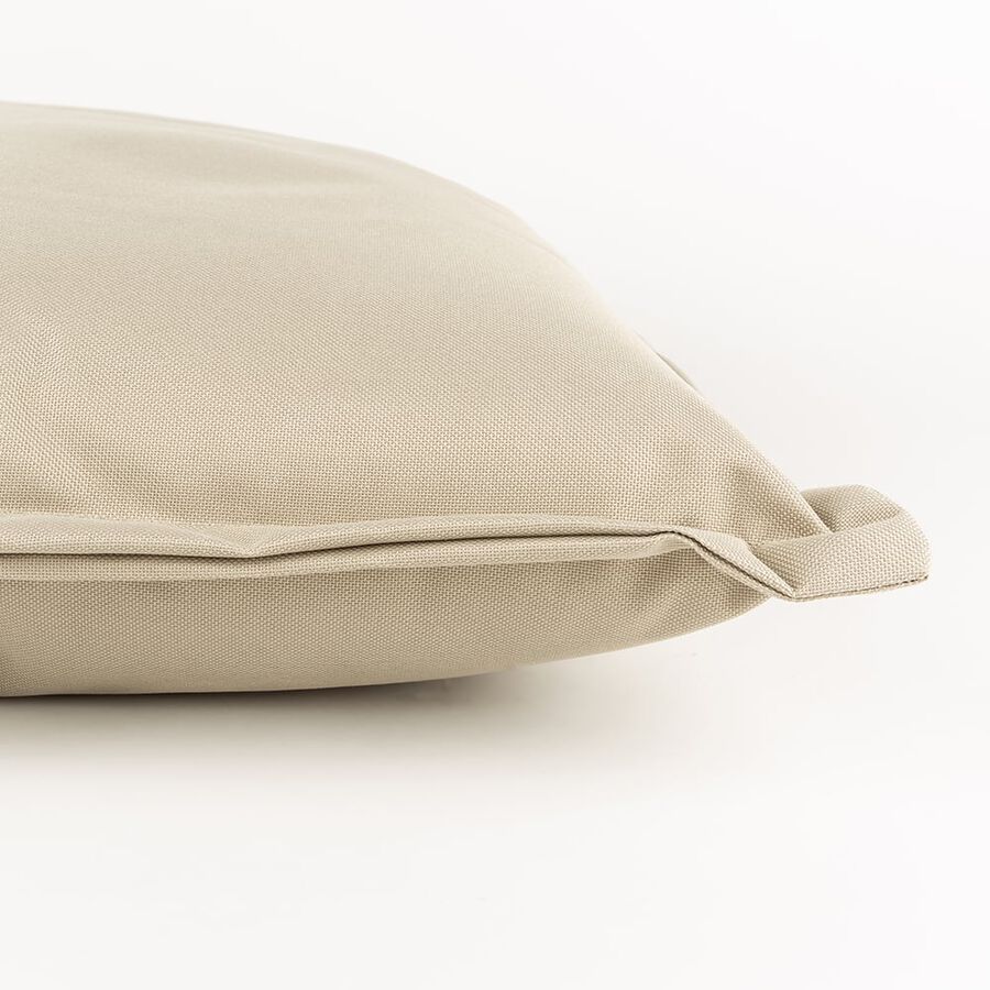 Coj&iacute;n de exteriror arena Lacio 52x52cm