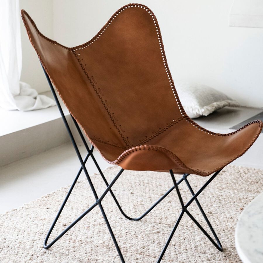 Silla mariposa de cuero marrón July 75x87x86cm