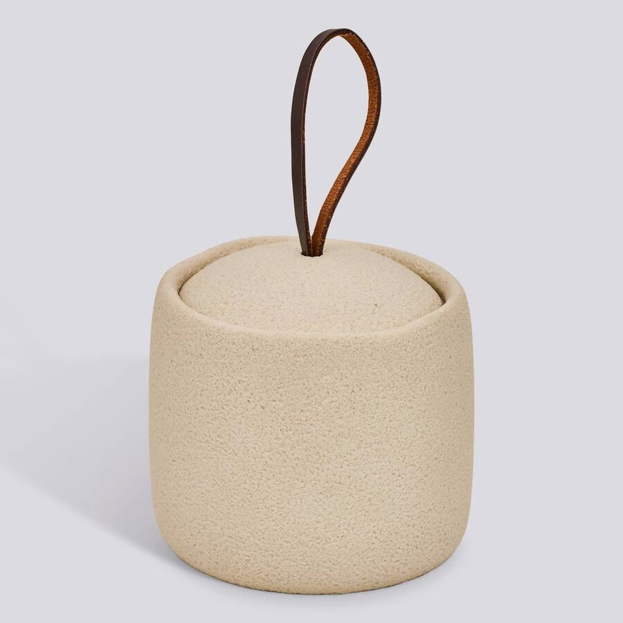 Bote con tapa Olen de resina beige &Oslash;9,4x10cm