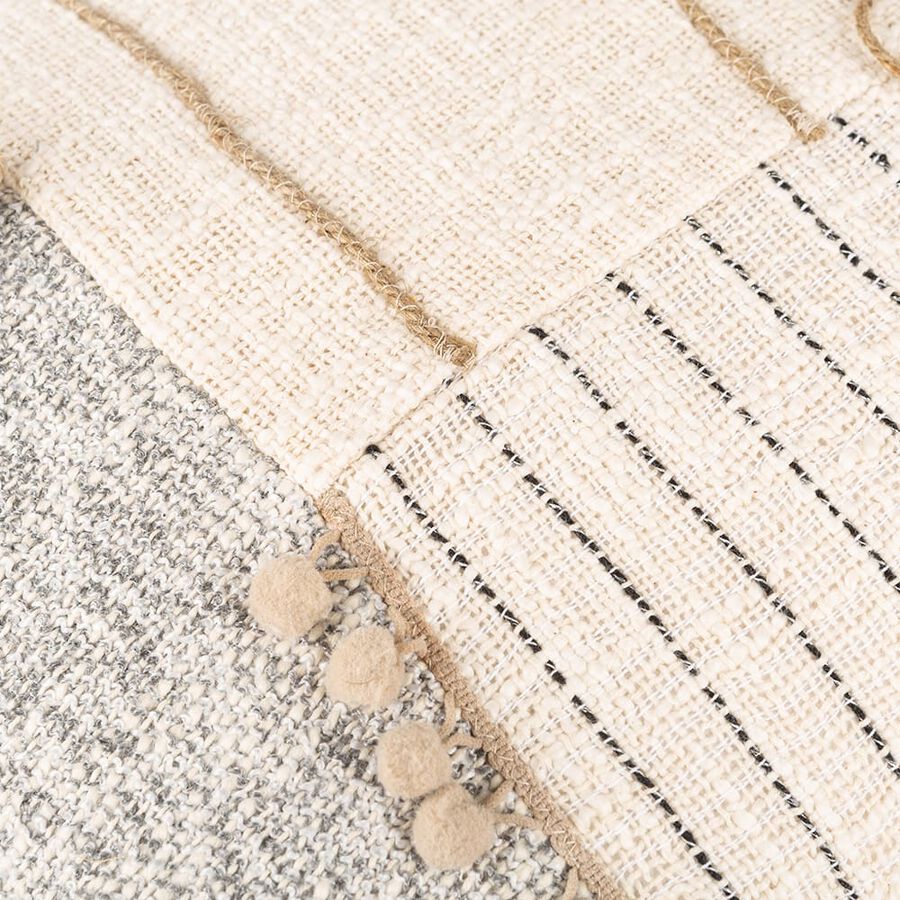 Funda de cojín gris y marfil de algodón 45x45cm