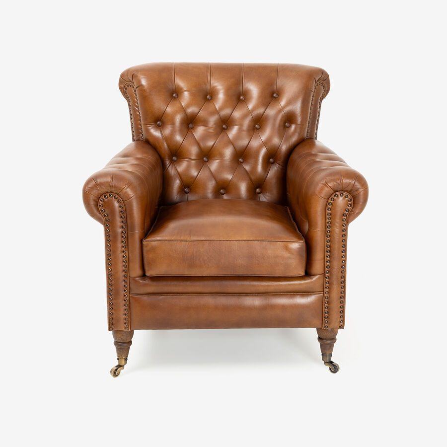 Butaca de piel marr&oacute;n Chester 84x83x88cm