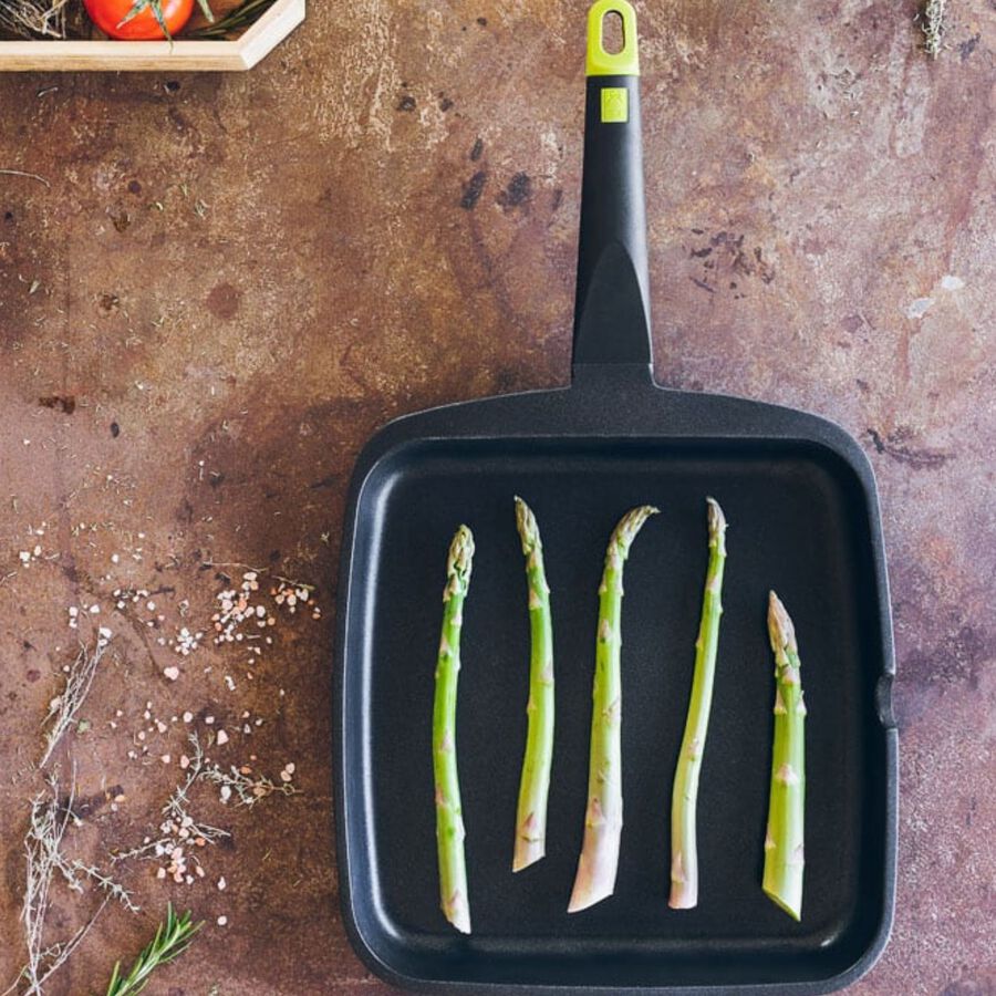 Grill liso de aluminio fundido antiadherente apto para inducción Foodie 28x31cm - BRA