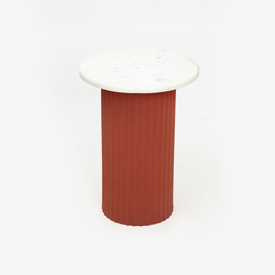 Mesa auxiliar de m&aacute;rmol teja Prazer &Oslash;36x47 Clau&Chloe