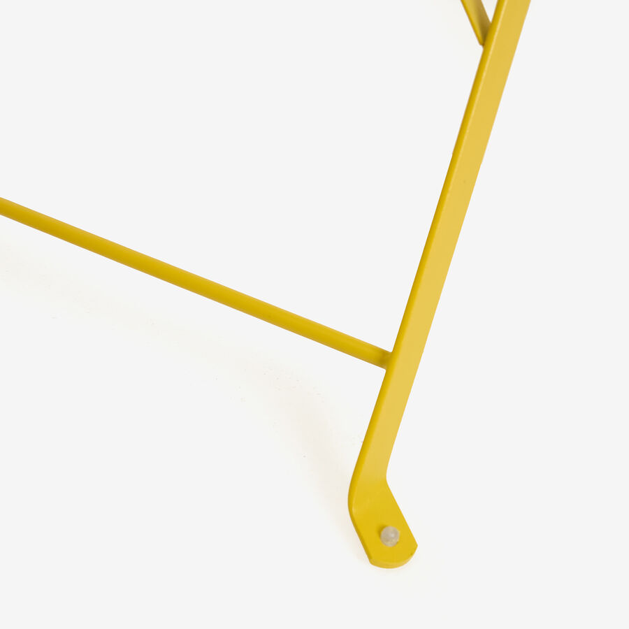 Set de jard&iacute;n plegable de mesa y 2 sillas de metal mostaza Bistro