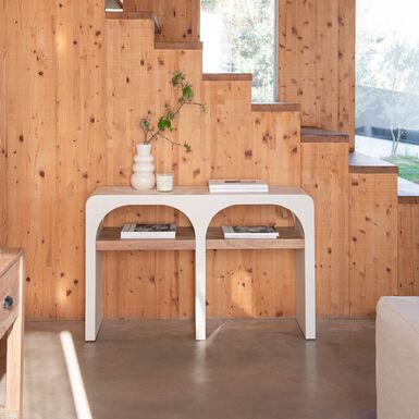 Aparador de microcemento y madera de acacia Kurli 120x35x76cm Clau&Chloe