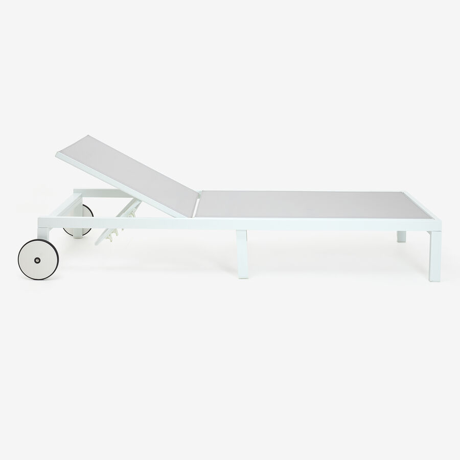 Tumbona reclinable de aluminio con ruedas blanca 64x200x89cm
