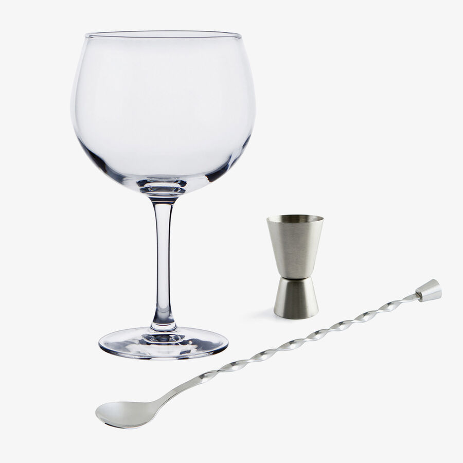 Set de 4 copas de vidrio, cuchara de cocktail y vaso medidor 