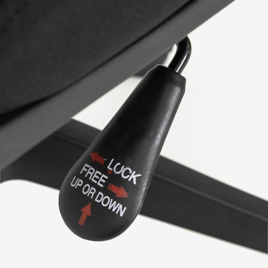 Silla de oficina negra ajustable 92/100cm