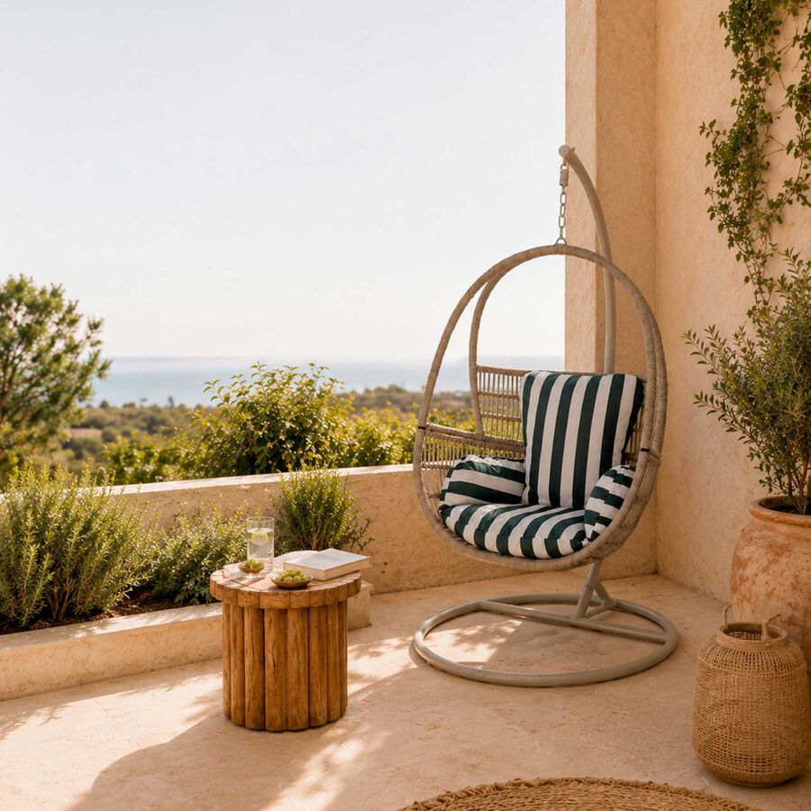 Sill&oacute;n colgante de jard&iacute;n con coj&iacute;n a rayas verde y blanco