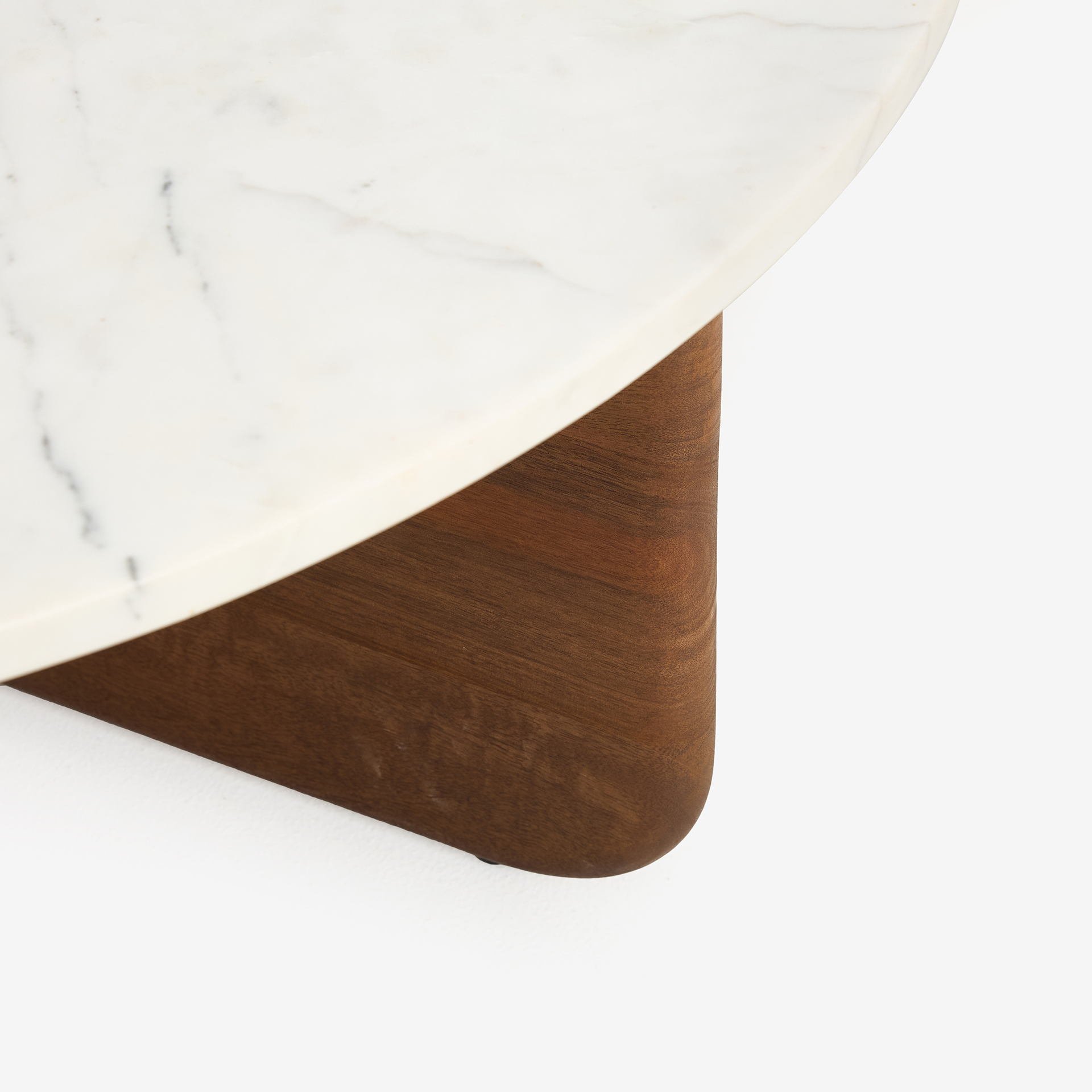 Mesa de centro con base de mármol Vilto Ø90x38cm Clau&Chloe