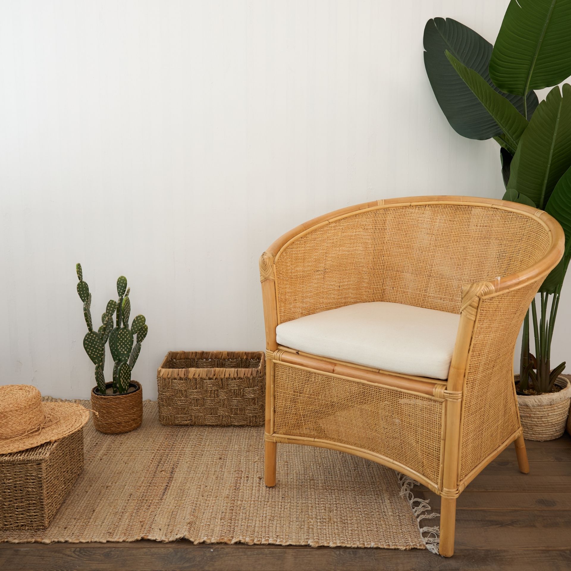 Butaca de ratán beige Milos 76x65x80cm