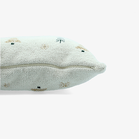Funda de coj&iacute;n blanca con &aacute;rboles de Navidad Snowy 45x45cm