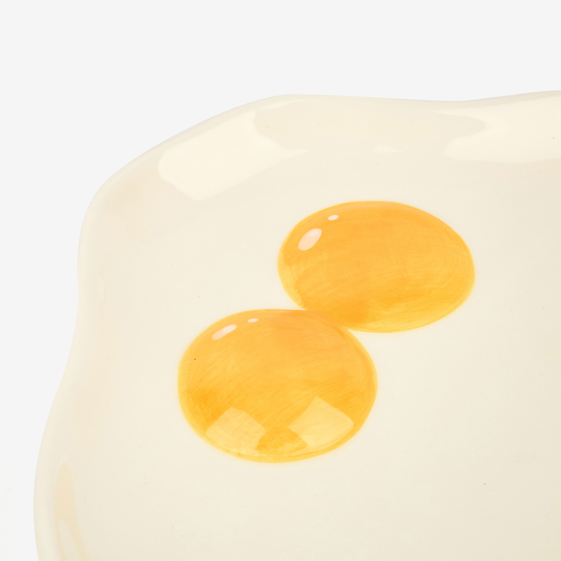 Plato de cer&aacute;mica Huevo 21x19cm