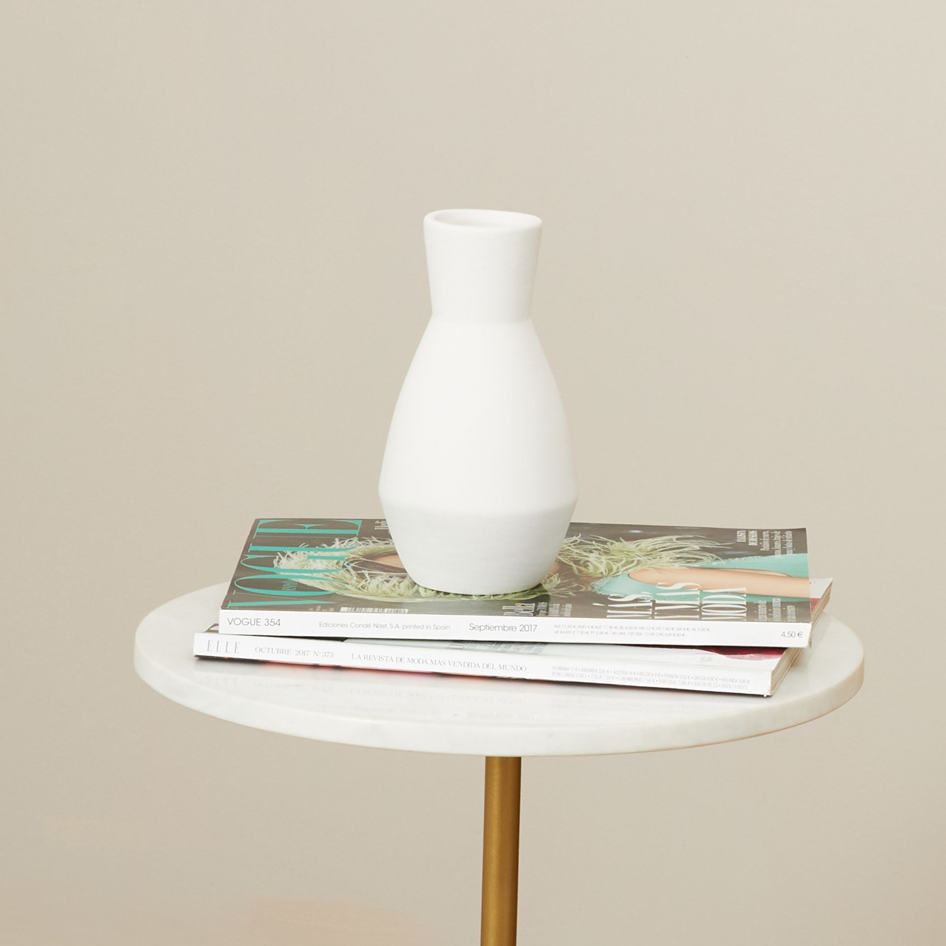 Jarr&oacute;n de dolomita blanco Ike 18cm