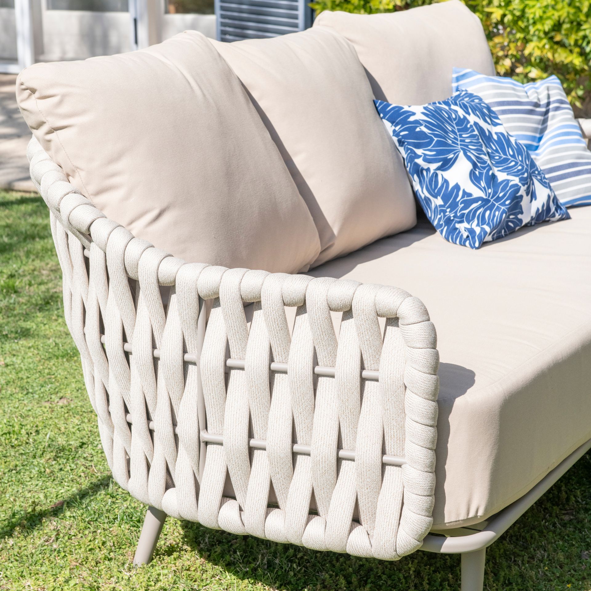 Set de jardín de 4 piezas de aluminio Icaria