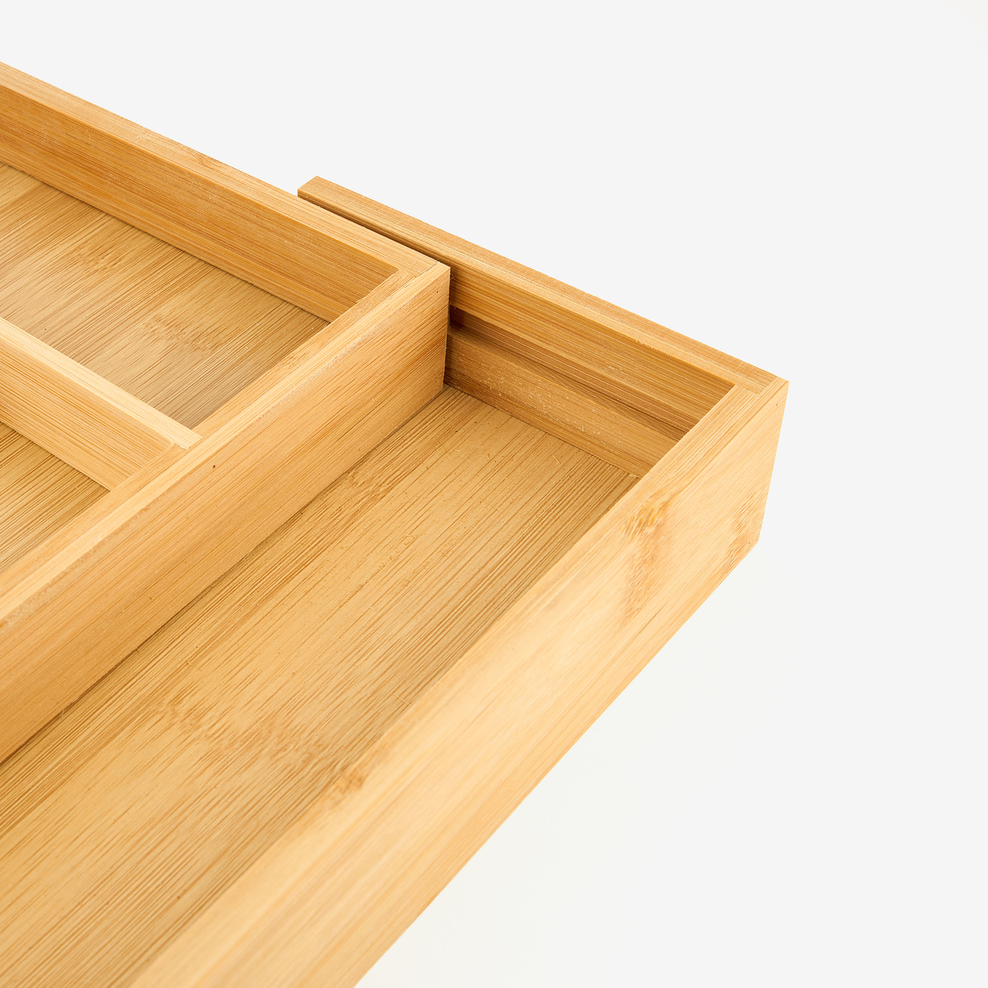 Cubertero extensible de bamb&uacute; 35x40x5cm