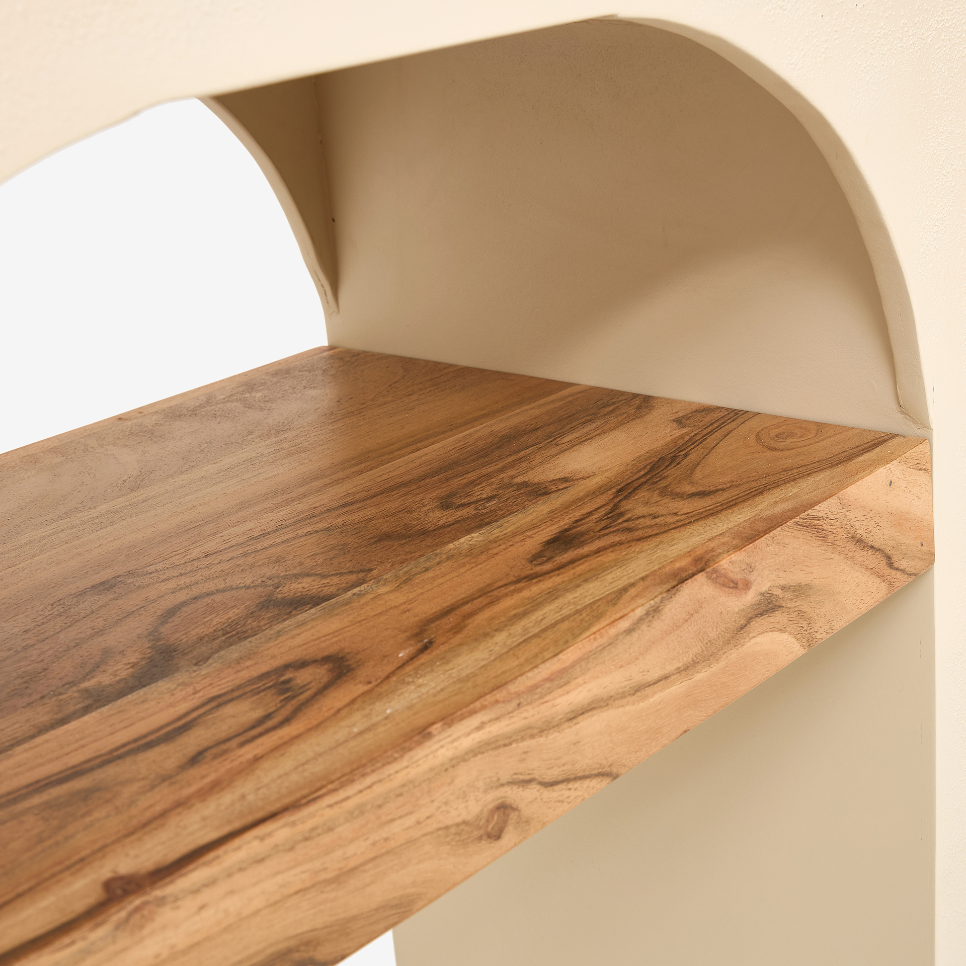 Aparador de microcemento y madera de acacia Kurli 120x35x76cm Clau&Chloe