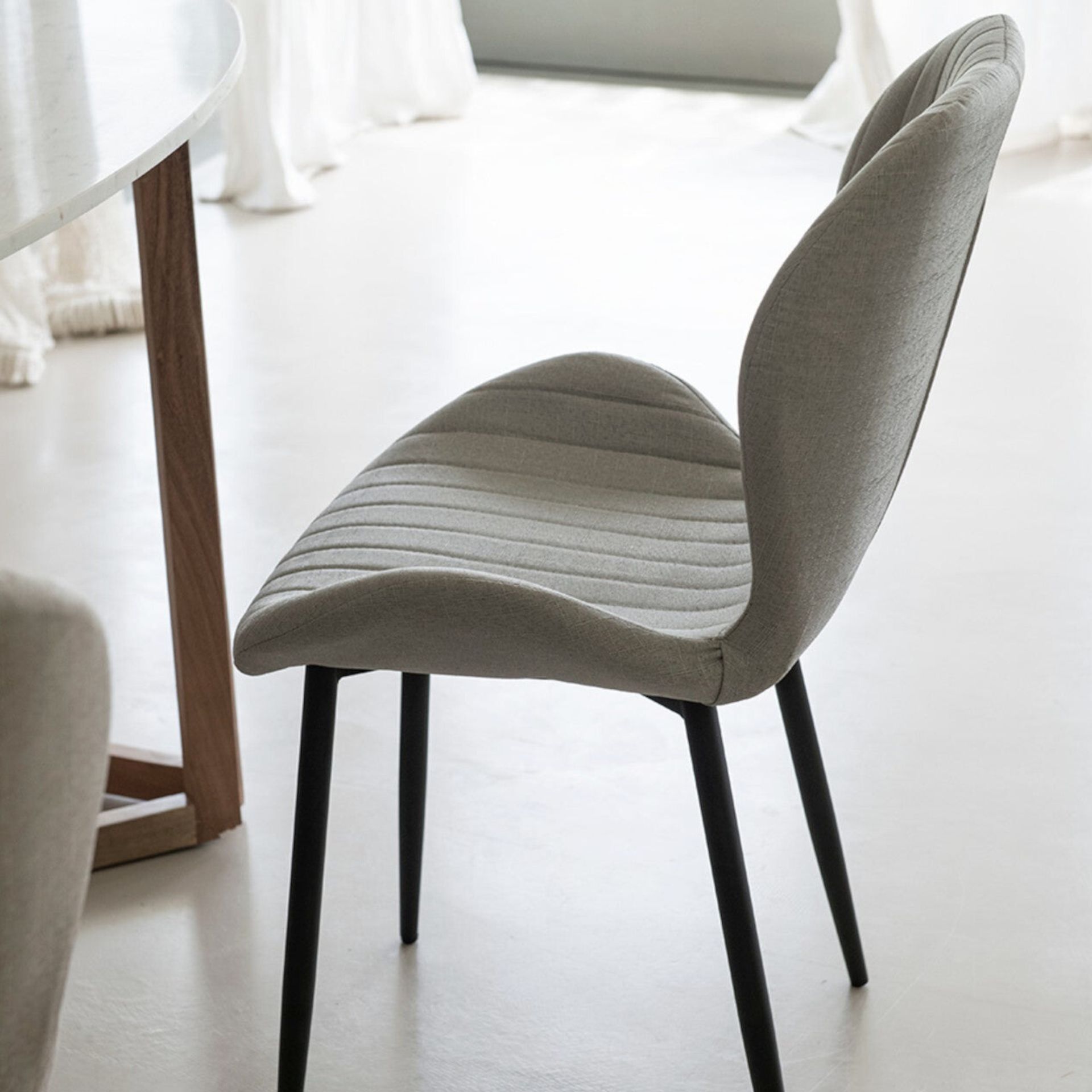 Silla de comedor gris Lydia 54x50x86cm Clau&Chloe