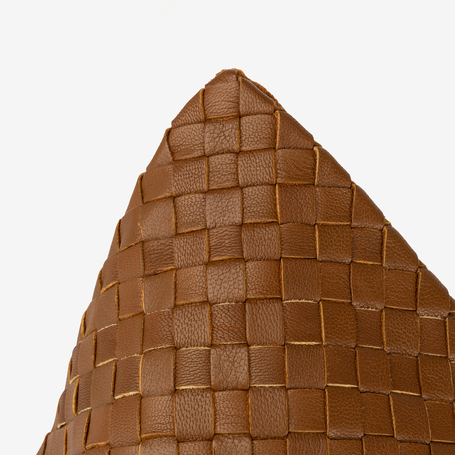 Funda de coj&iacute;n de piel velvet marr&oacute;n Nappa 30x45cm