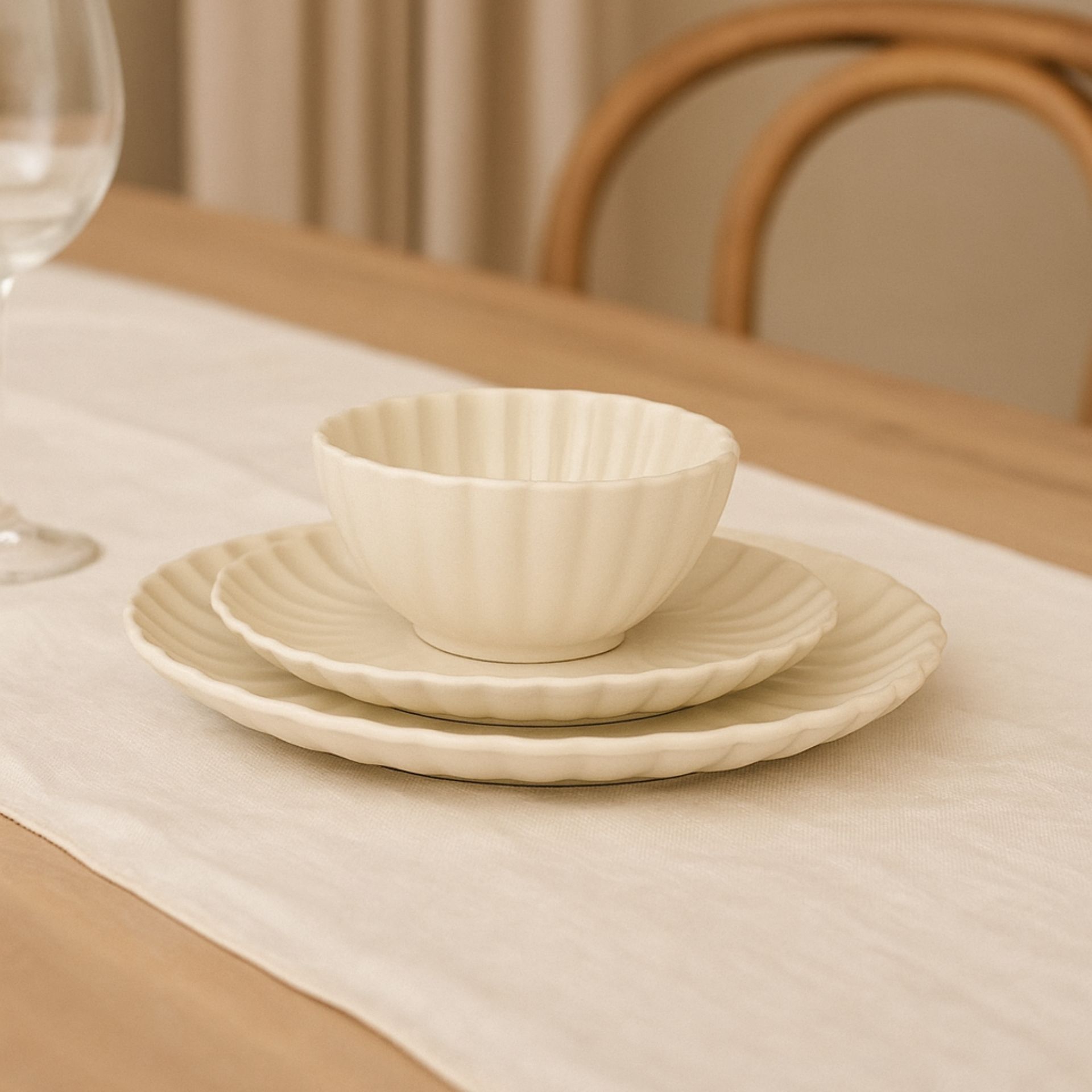 Vajilla de 12 piezas de cerámica marfil Varena