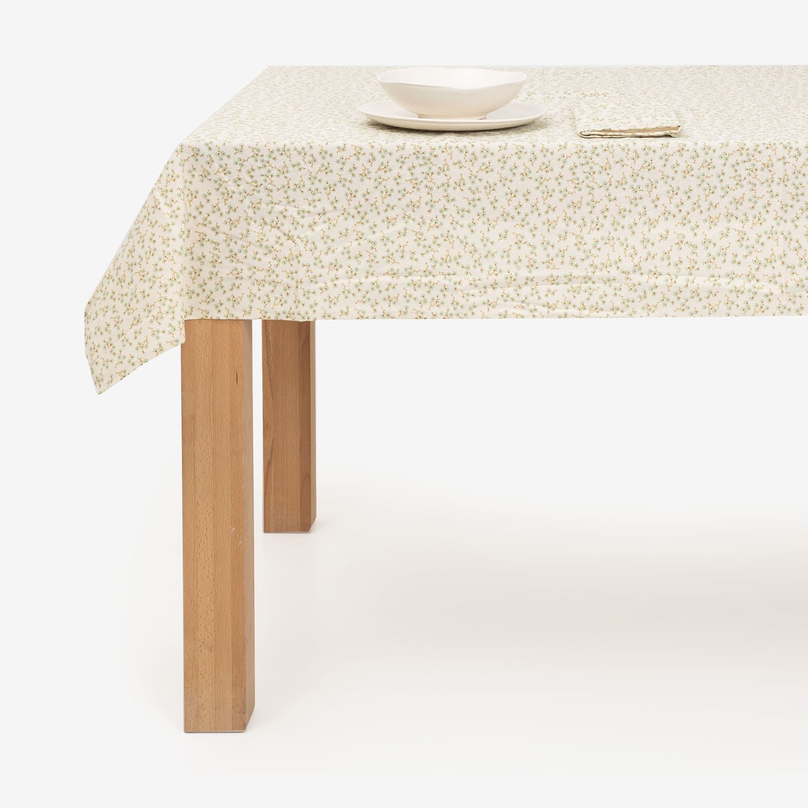 Mantel verde de algodón reciclado Begonia 135x200cm