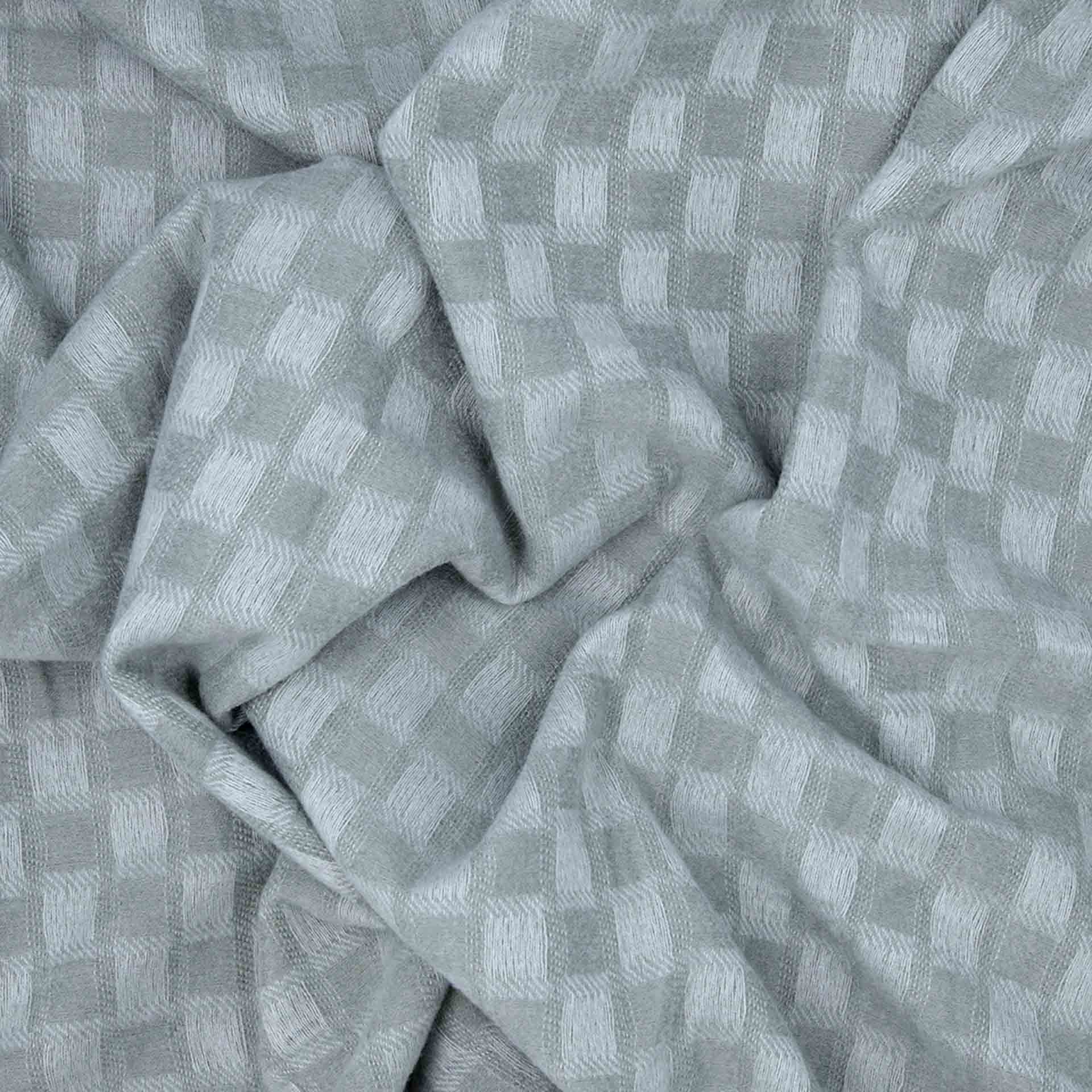 Manta efecto cashmere verde Tessal 130x150cm Clau&Chloe