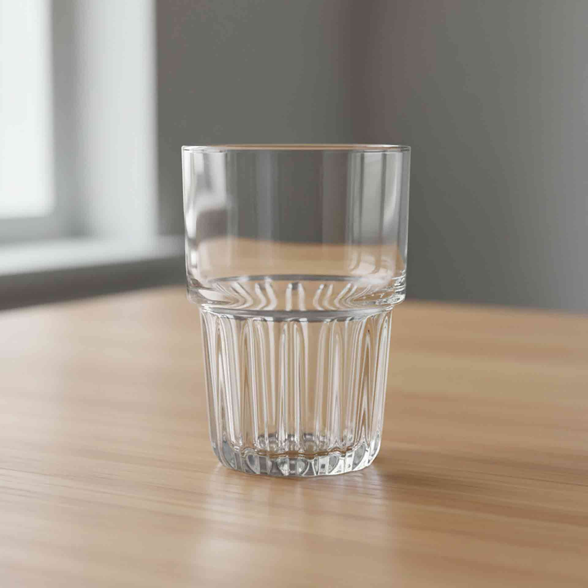 Vaso alto de vidrio transparente apilable Block 39cl