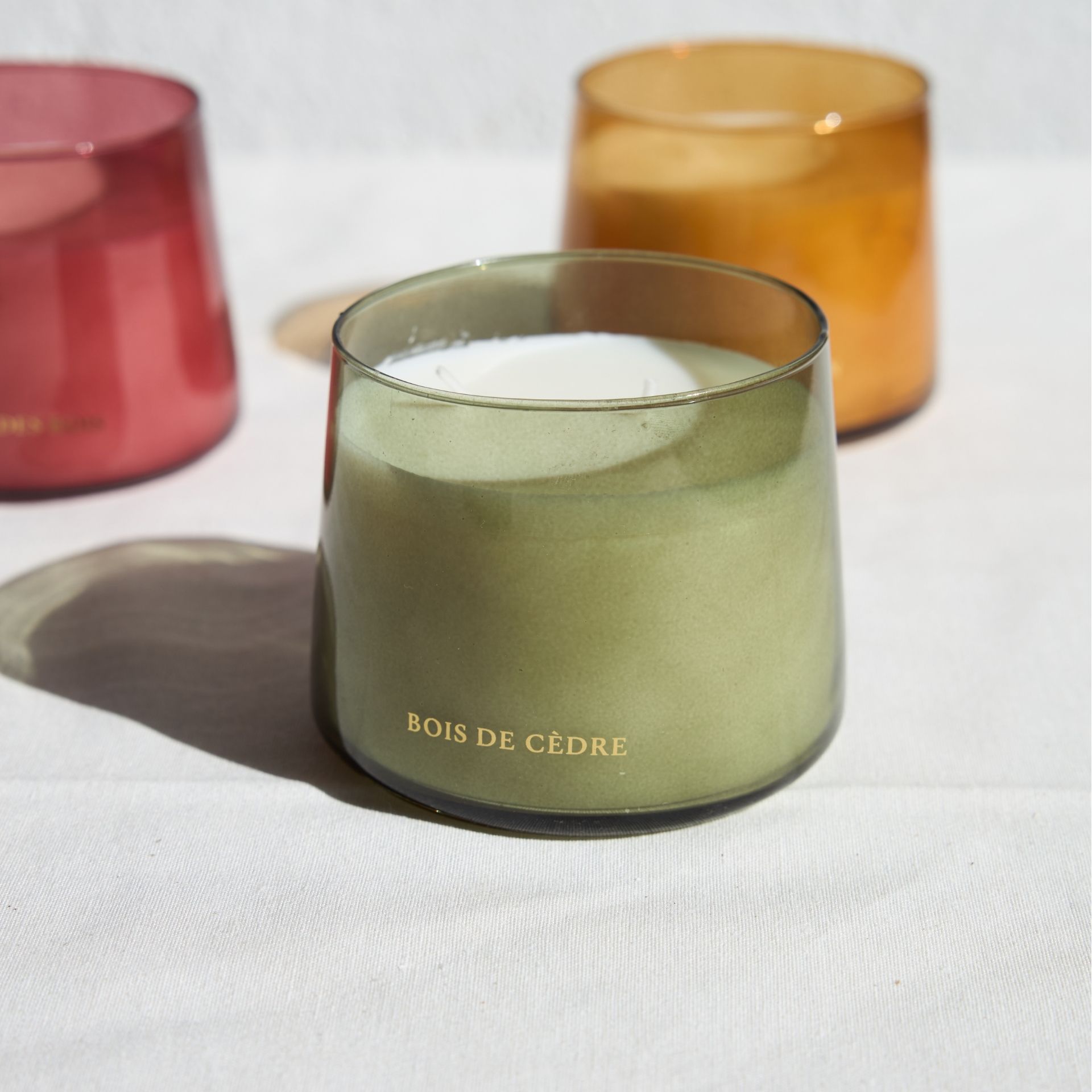 Vela aromática en vaso de cristal Madera de Cedro 300g Ø10x8cm