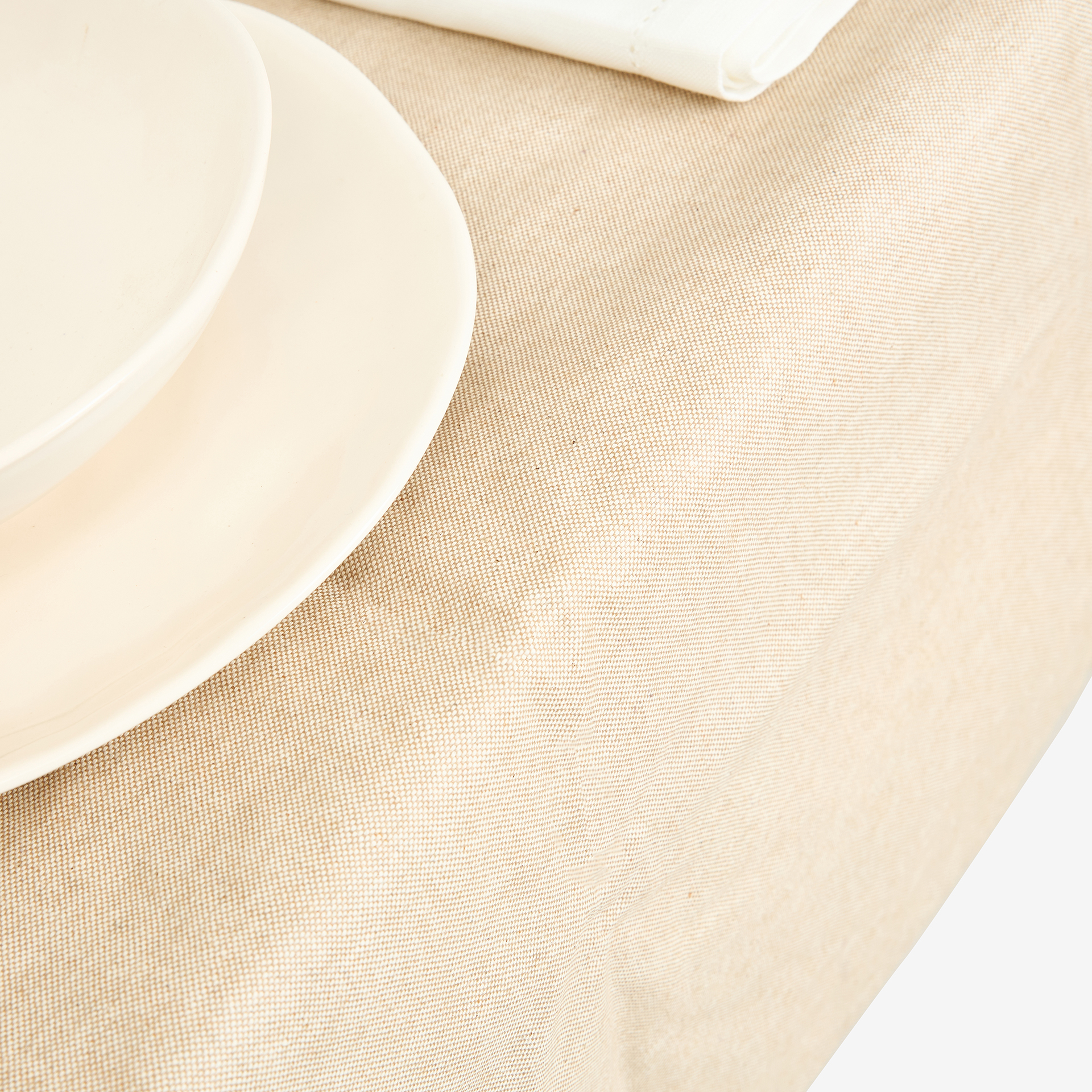 Mantel resinado beige Polo 140x140cm