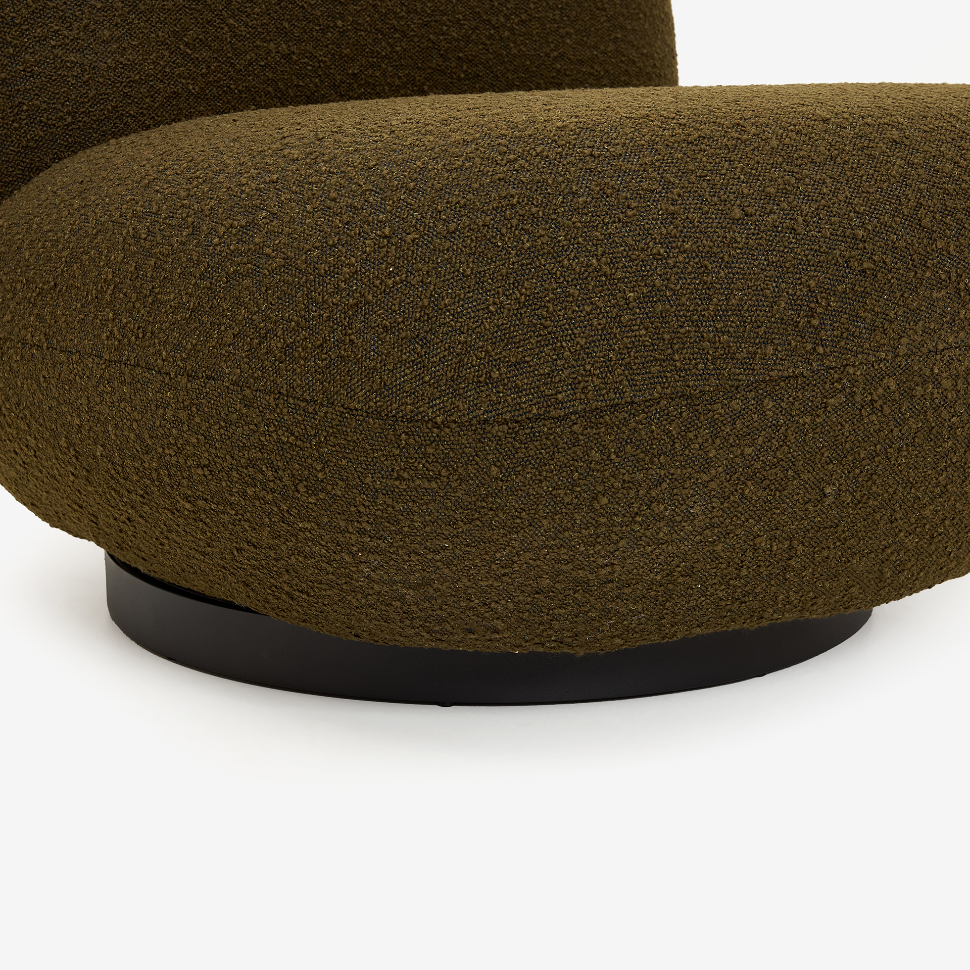 Butaca en tejido bouclé verde oliva Pacha 81x95x71cm Clau&Chloe