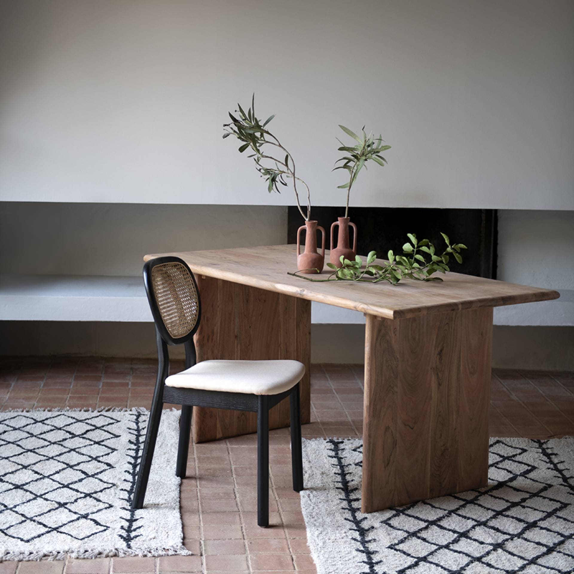 Mesa de comedor de madera de acacia Riga 160x80x77cm Clau&Chloe