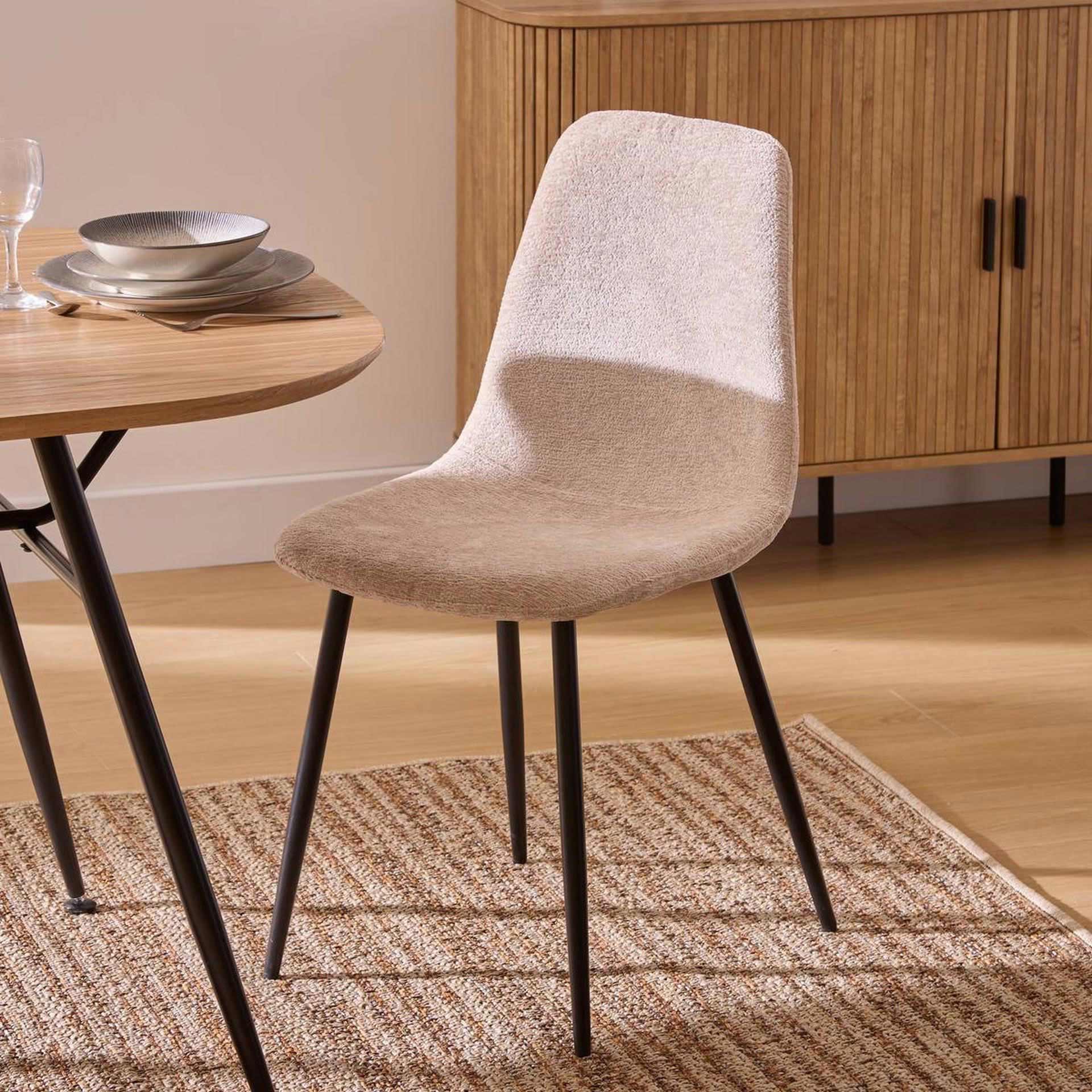 Silla de comedor beige de chenilla Tavel 