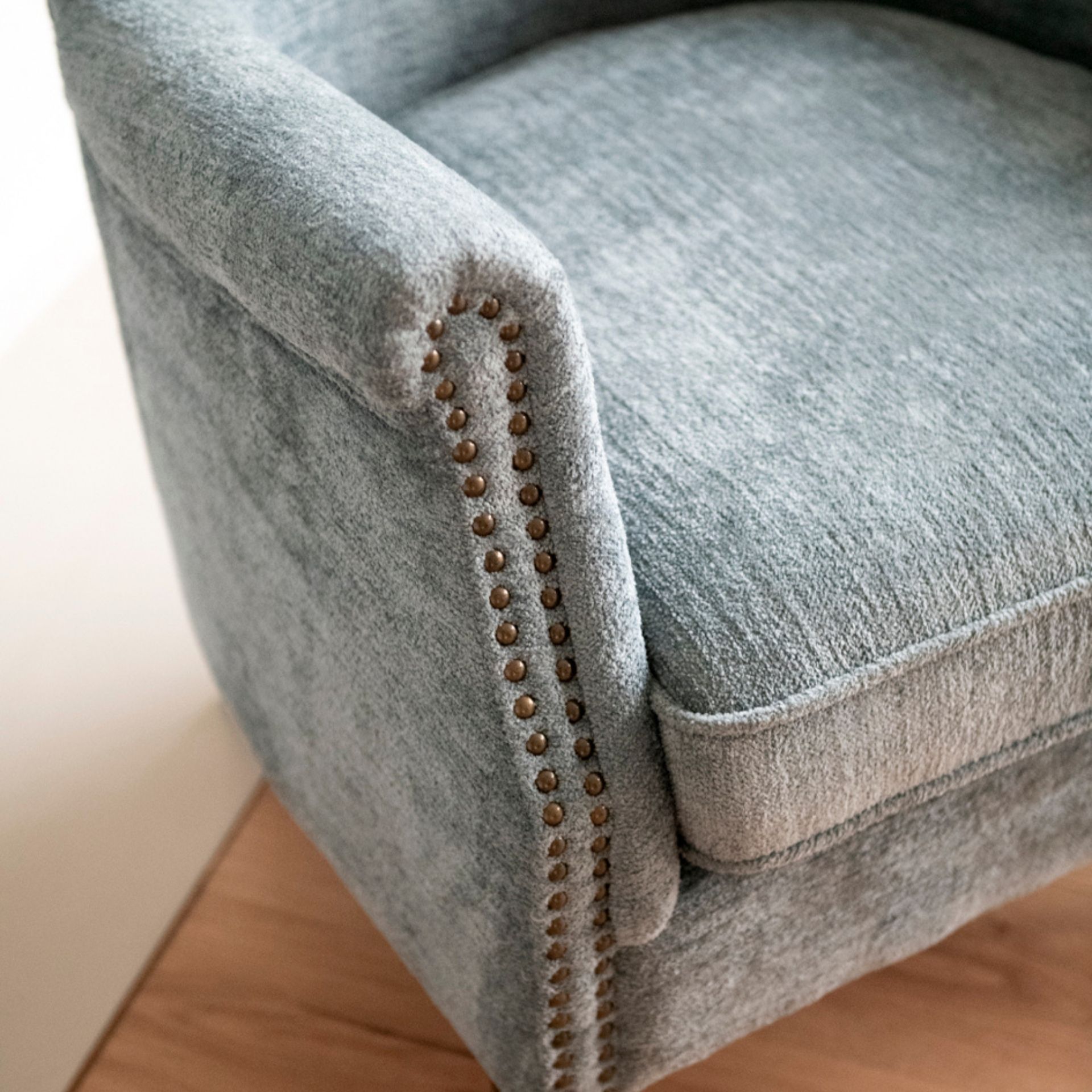 Butaca de terciopelo azul Aurora 79x75x79cm Clau&Chloe