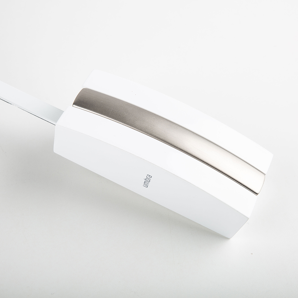 Colgador de puerta blanco