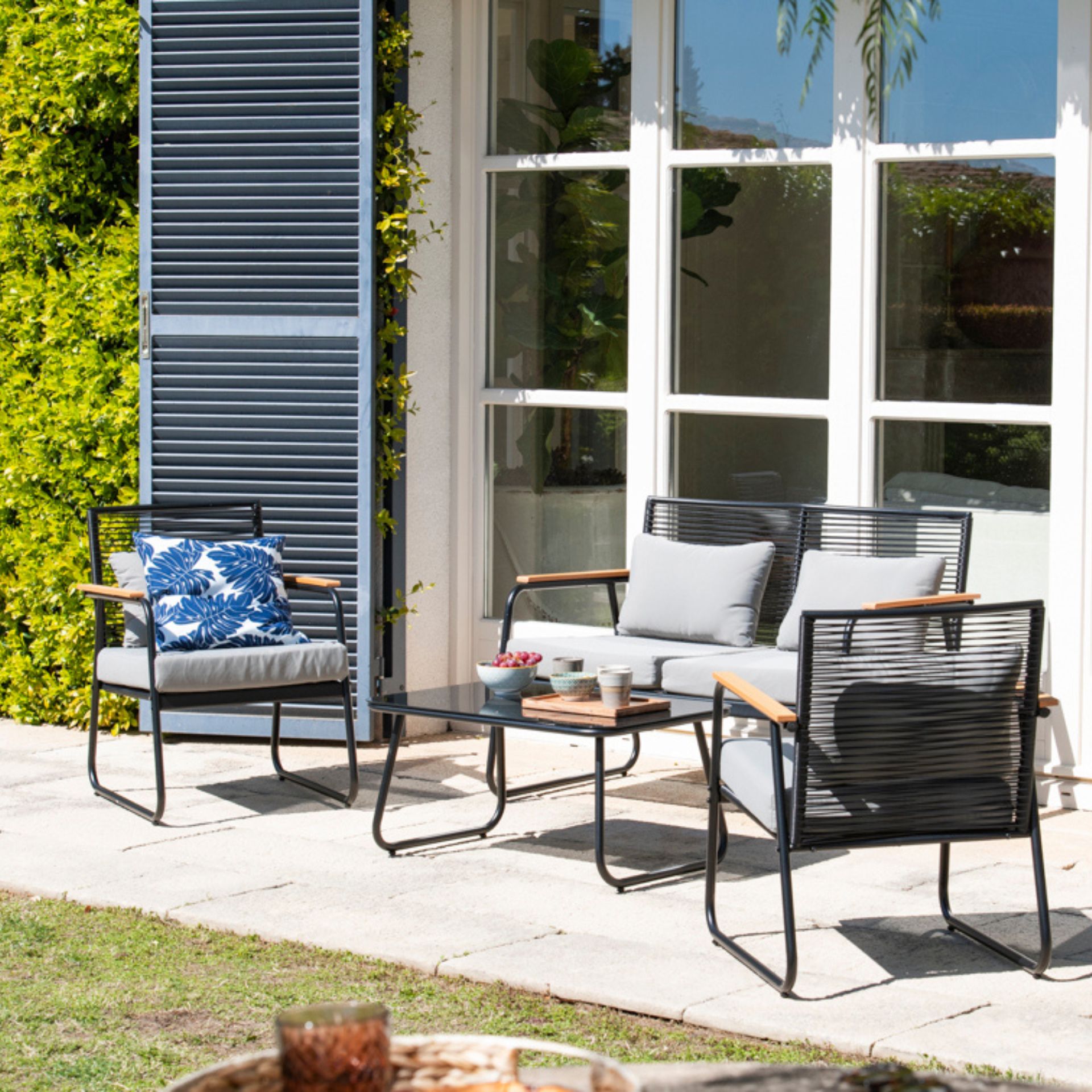 Set de jardín de 4 piezas de metal Boracay