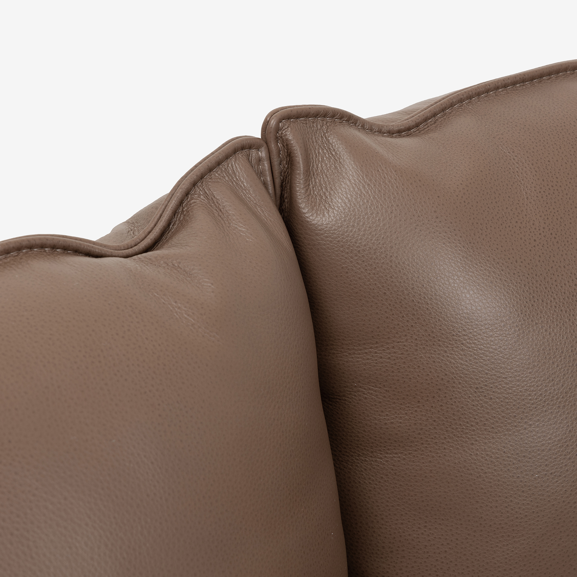 Sof&aacute; de 2 plazas caf&eacute; Evitas 176x98x78cm