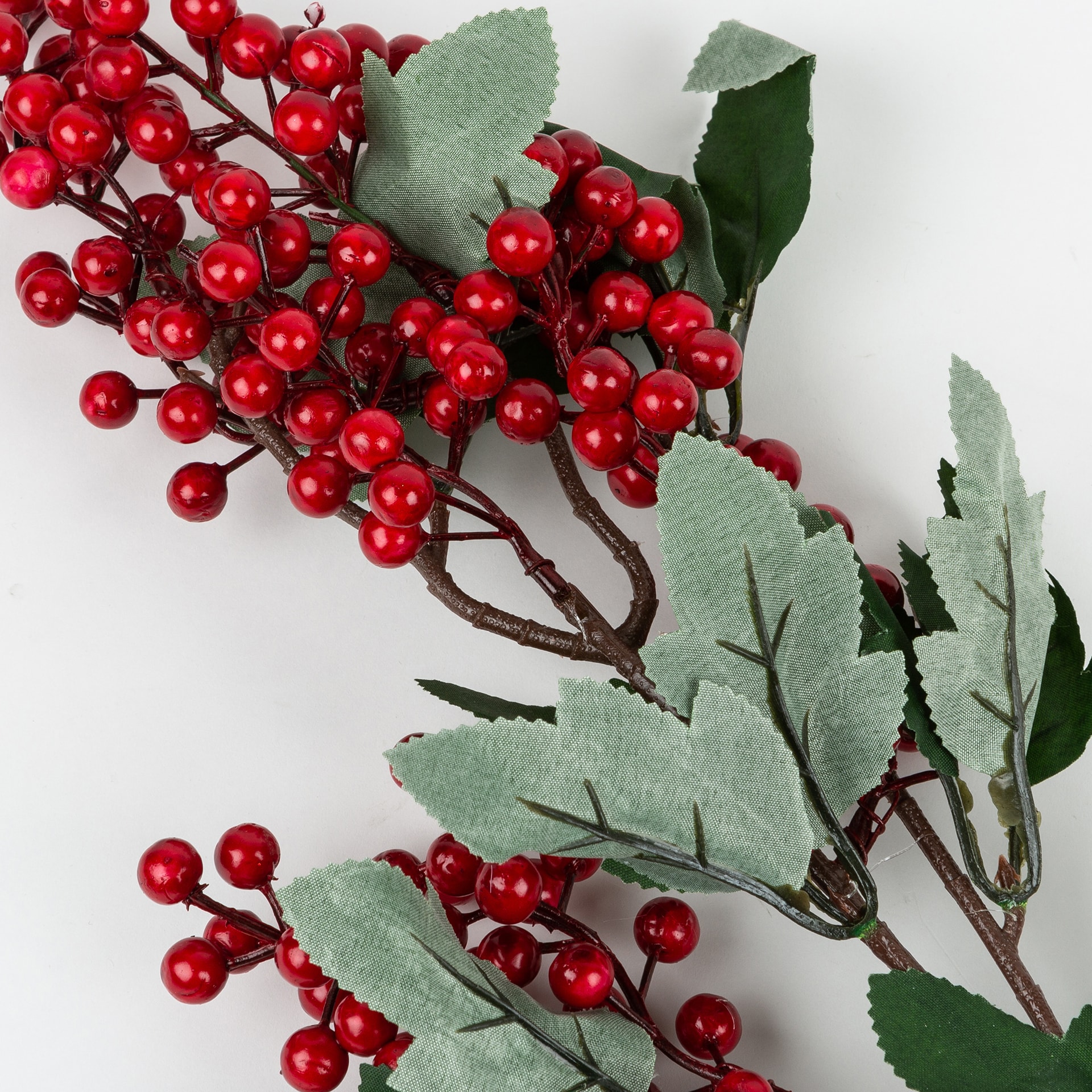 Rama de frutos rojos 72cm