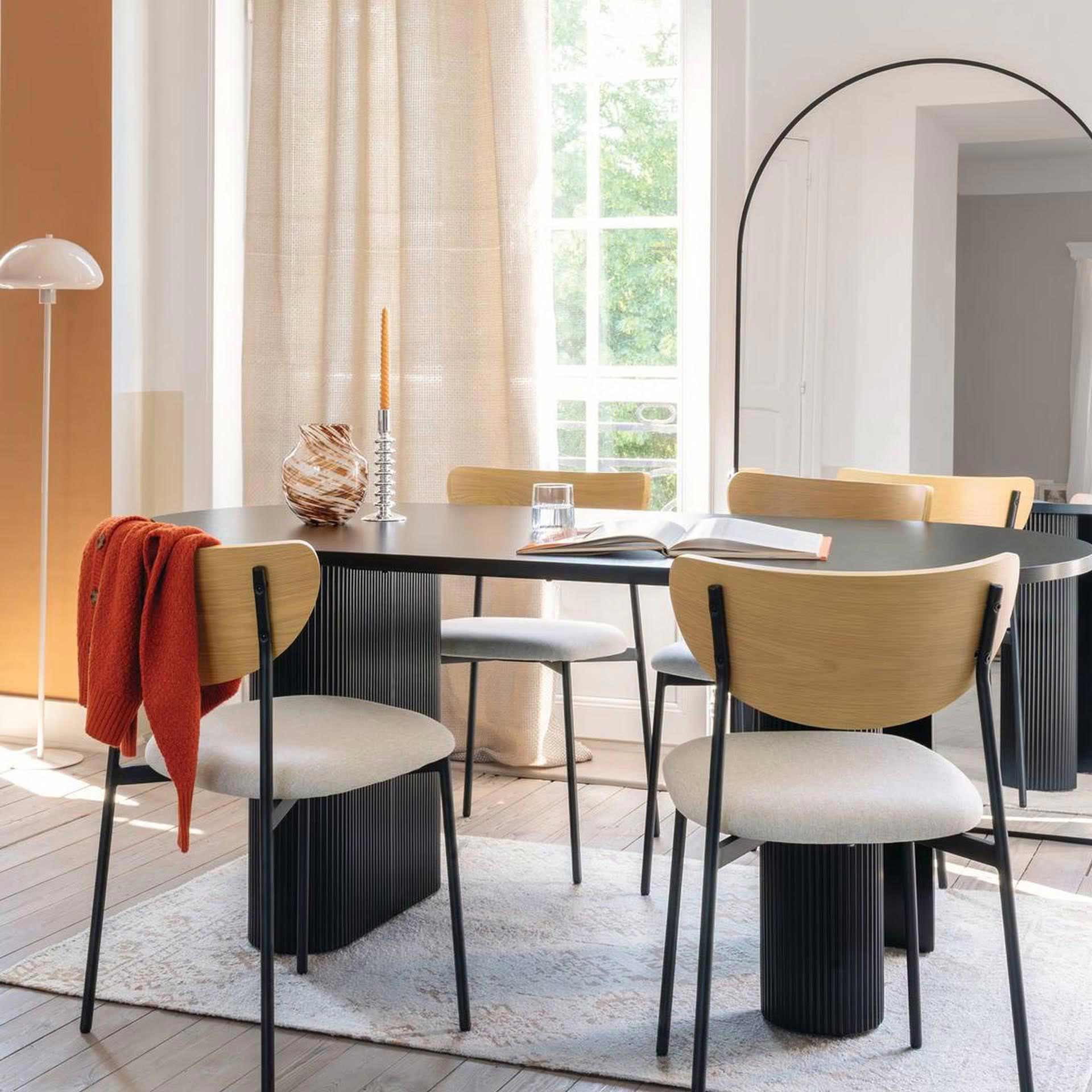 L&aacute;mpara de pie Savio beige 140cm