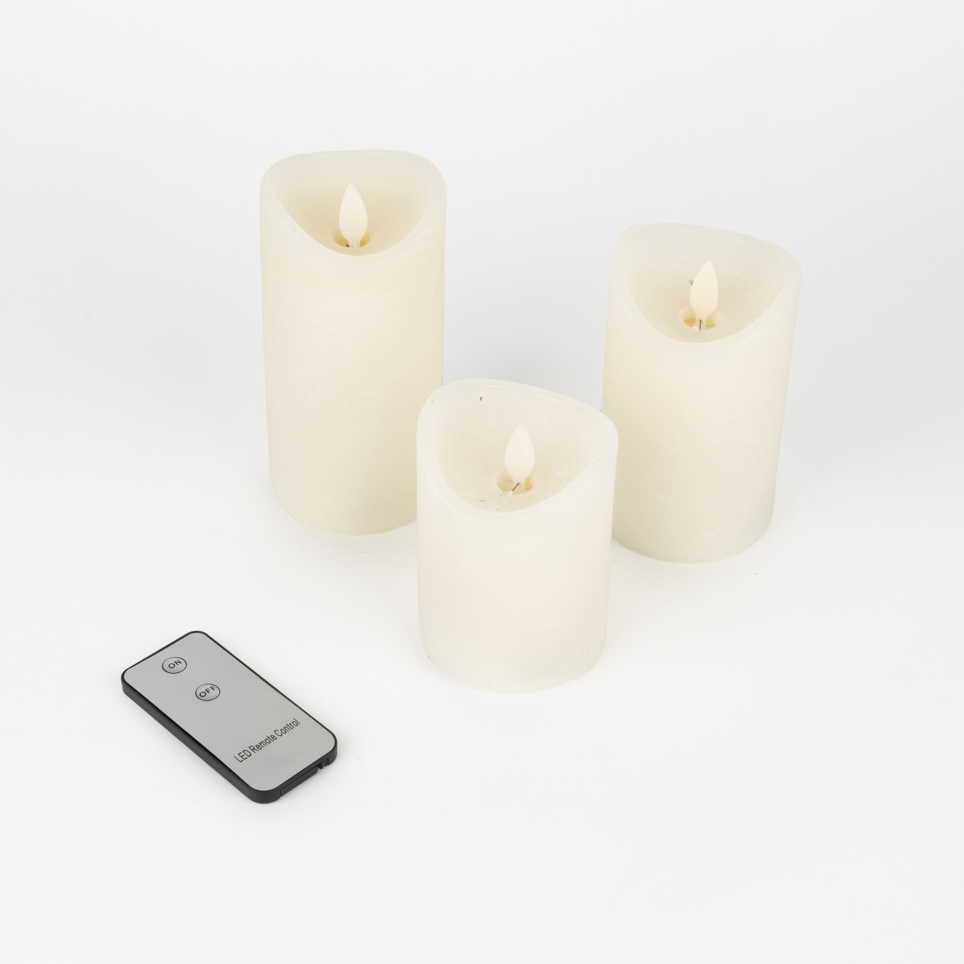 Set de 3 velas LED marfil con Mando Ø7cm