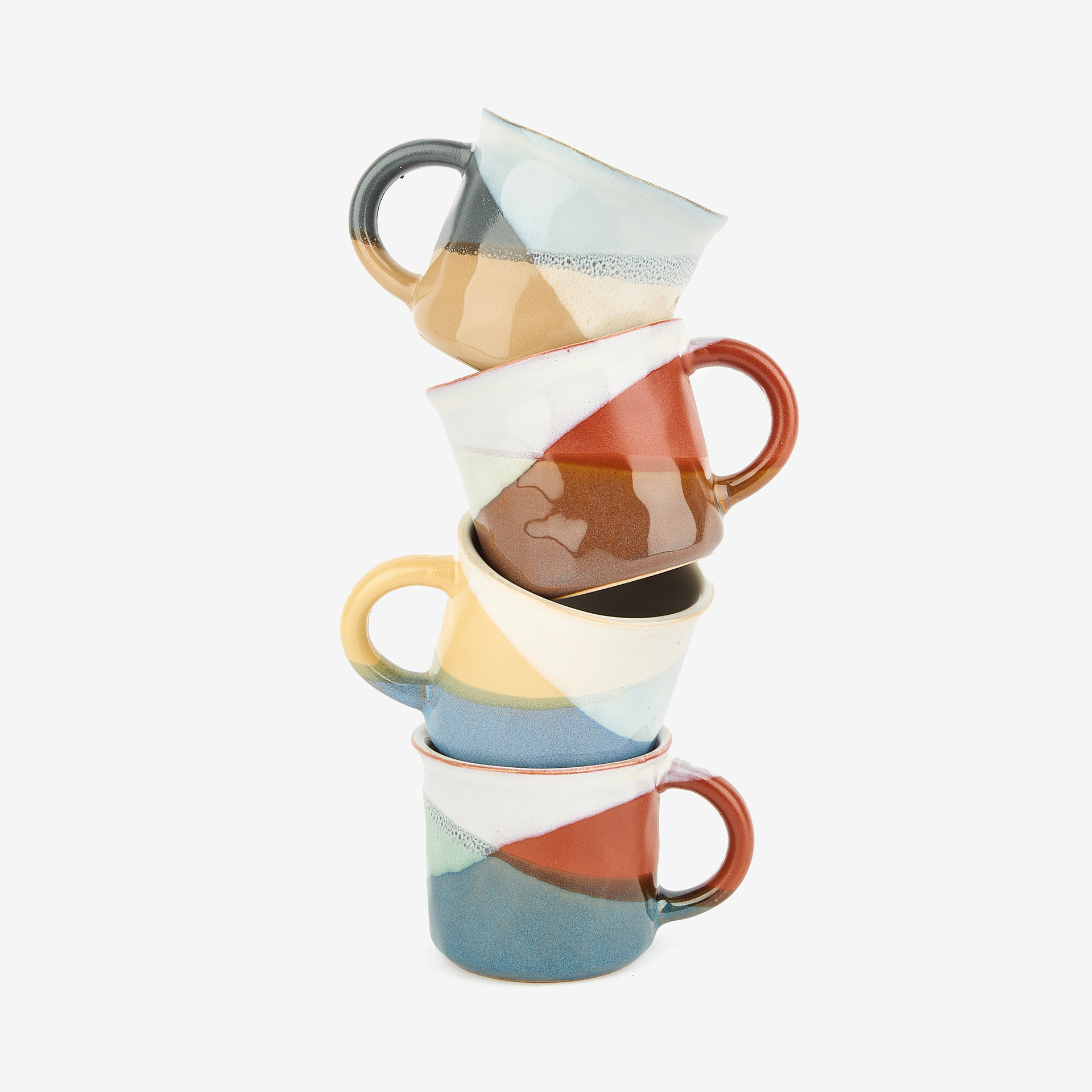 Set de 4 tazas de cer&aacute;mica de colores 13cl