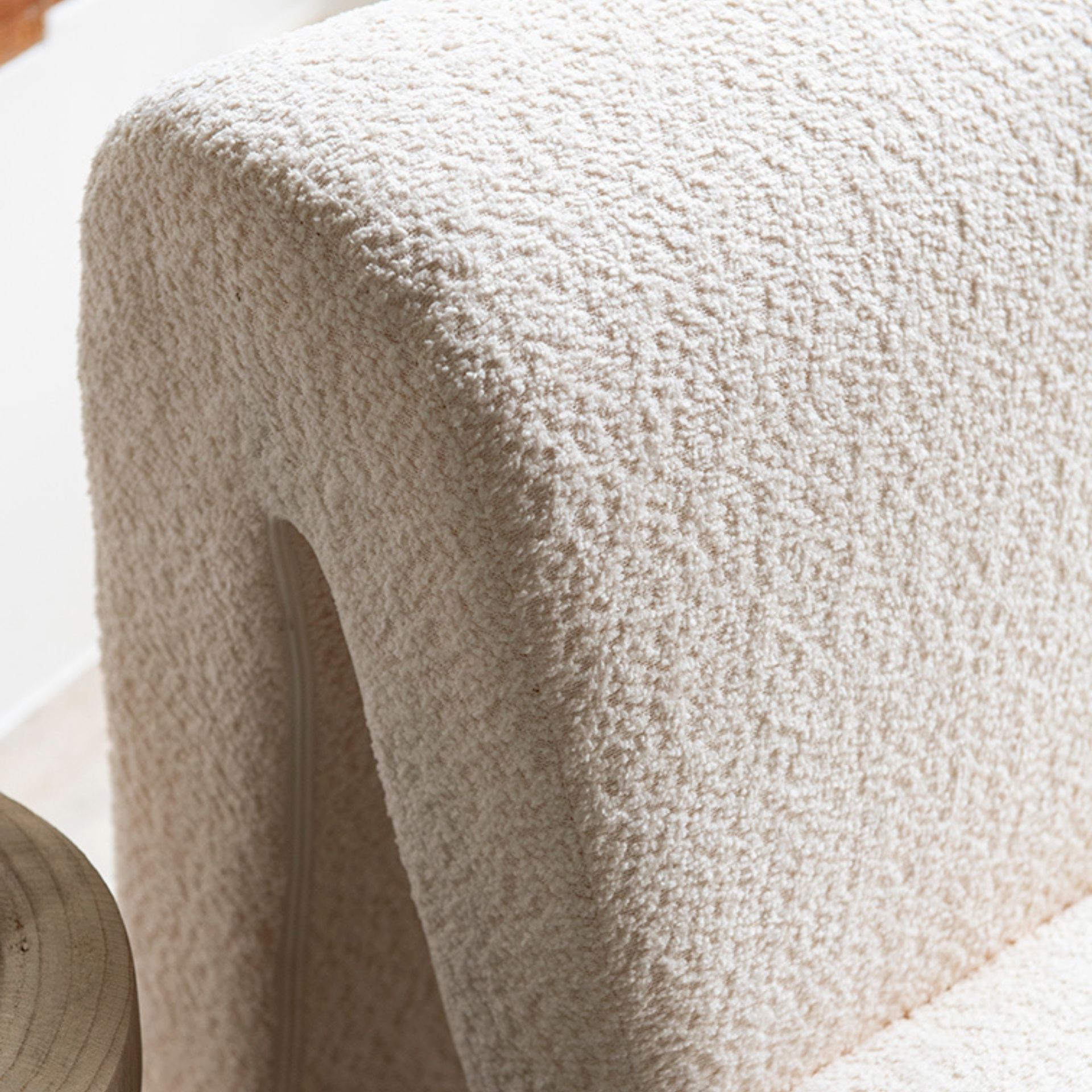 Butaca borreguito beige Ailen 59x86x64cm Clau&Chloe