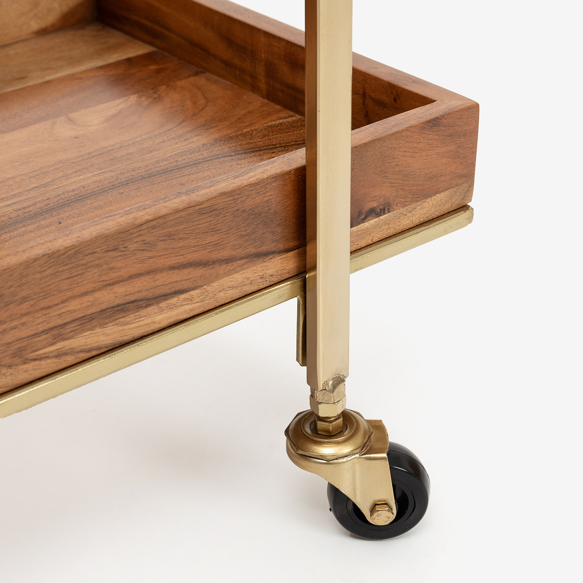 Camarera de madera de acacia y metal dorado Jal 68x33x71cm