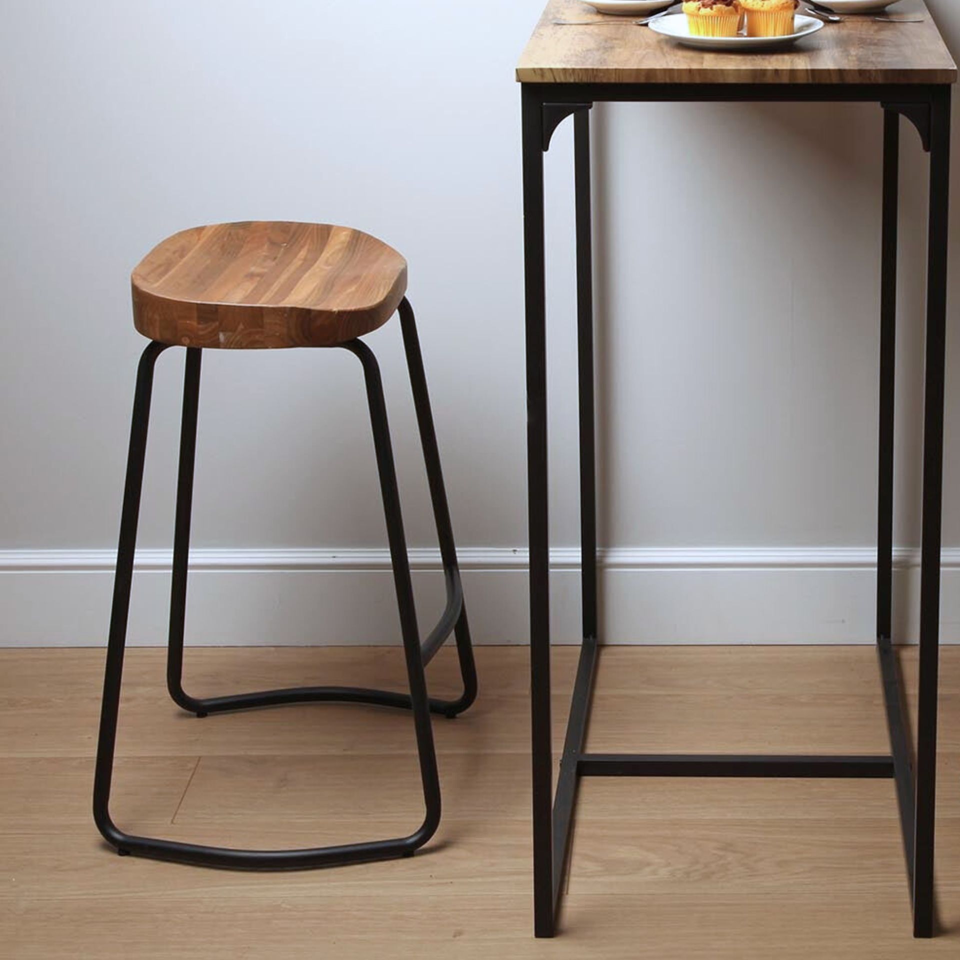 Taburete madera Micaelo 50x42x65cm