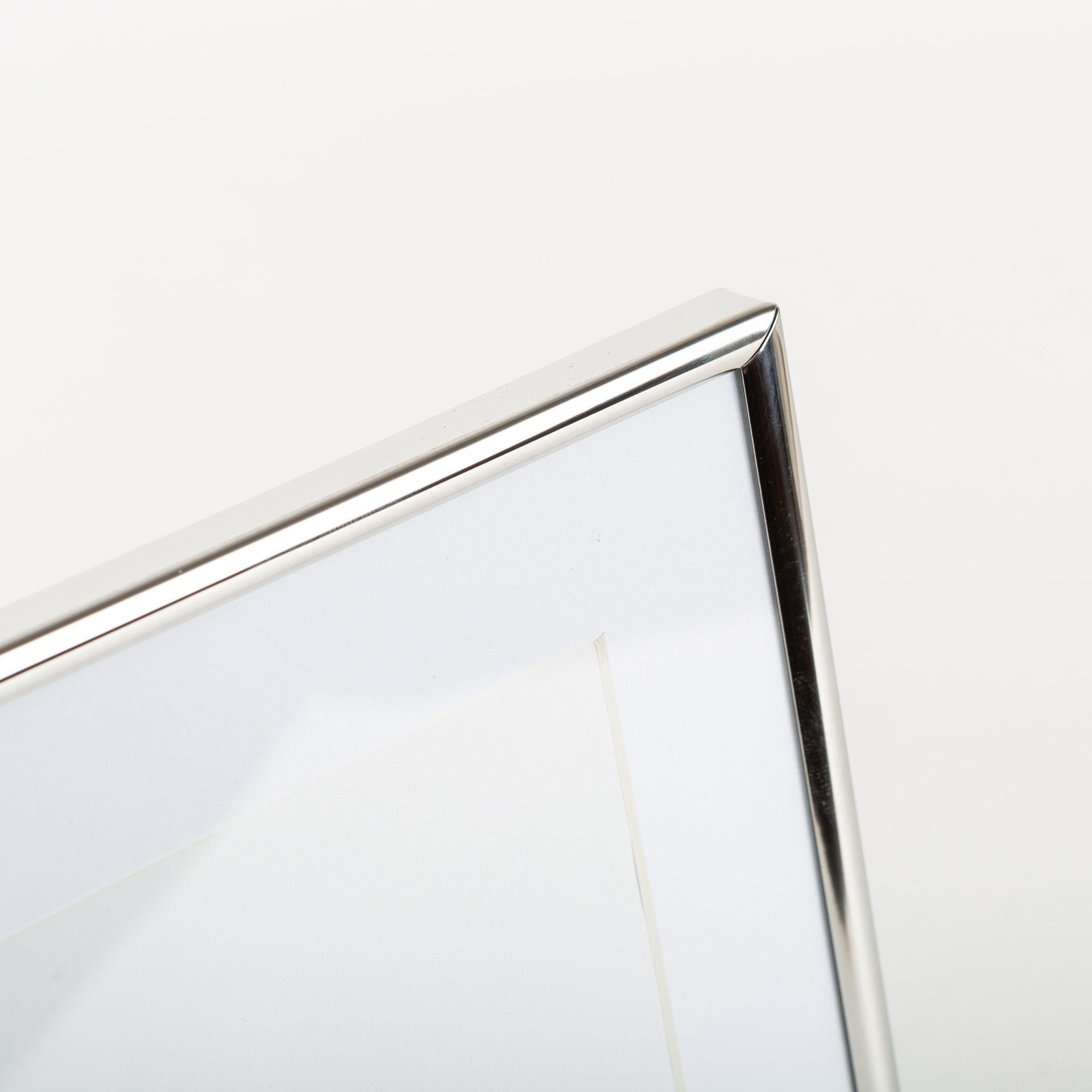 Marco de fotos de metal plateado Kilim 10x15cm