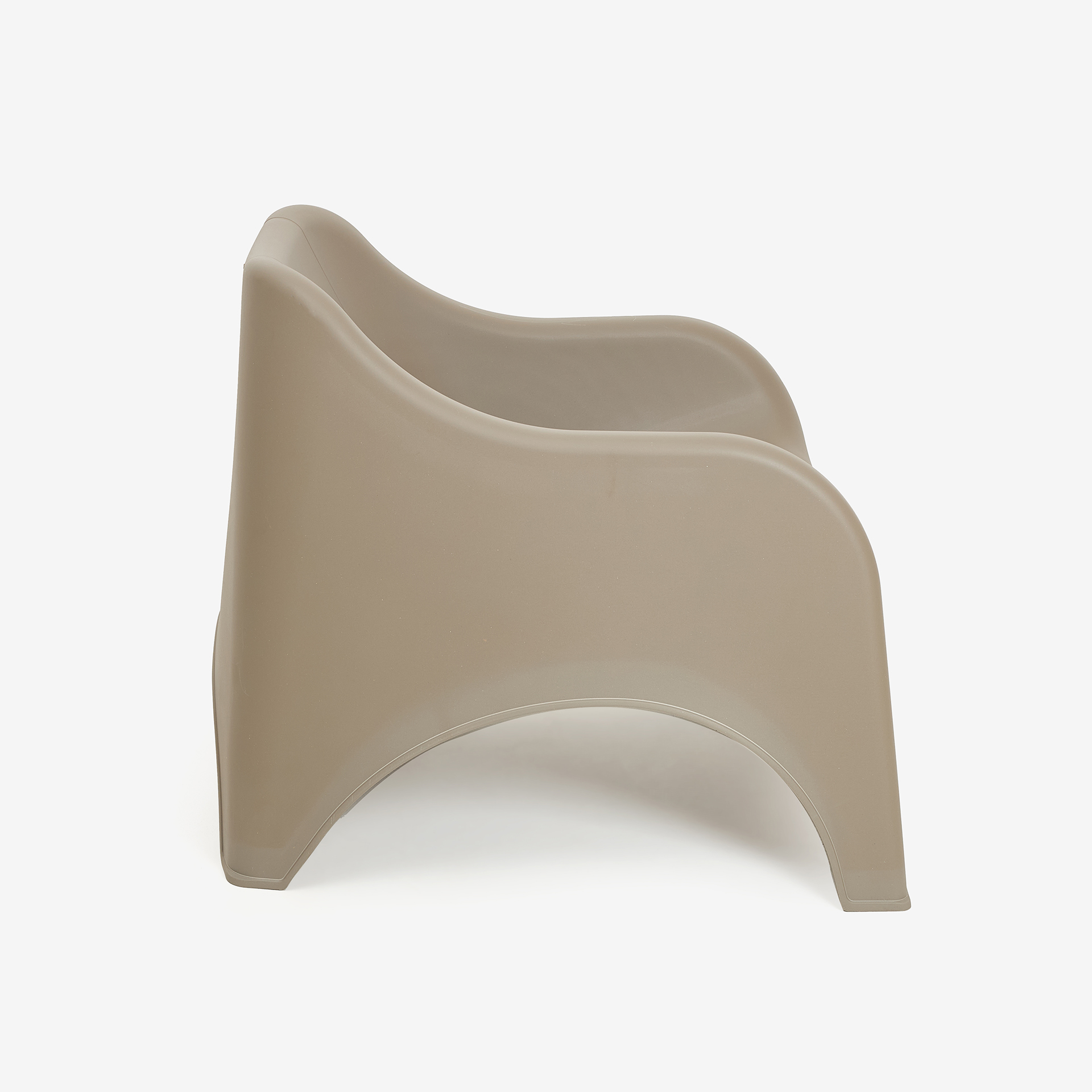 Silla de jard&iacute;n apilable de polipropileno taupe Patmos 78x71x79cm