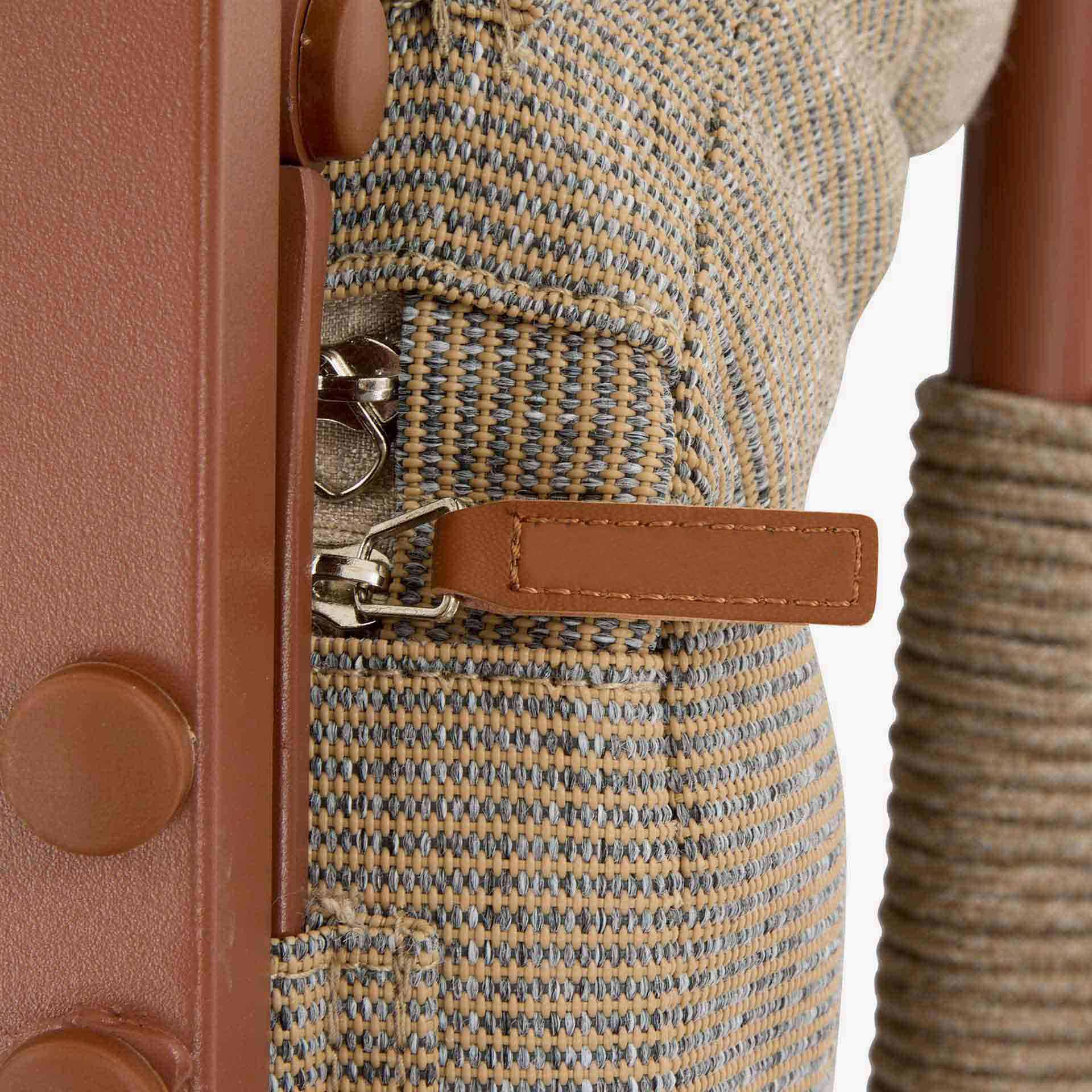 Conjunto de jard&iacute;n para 4 personas de acero caoba Solani