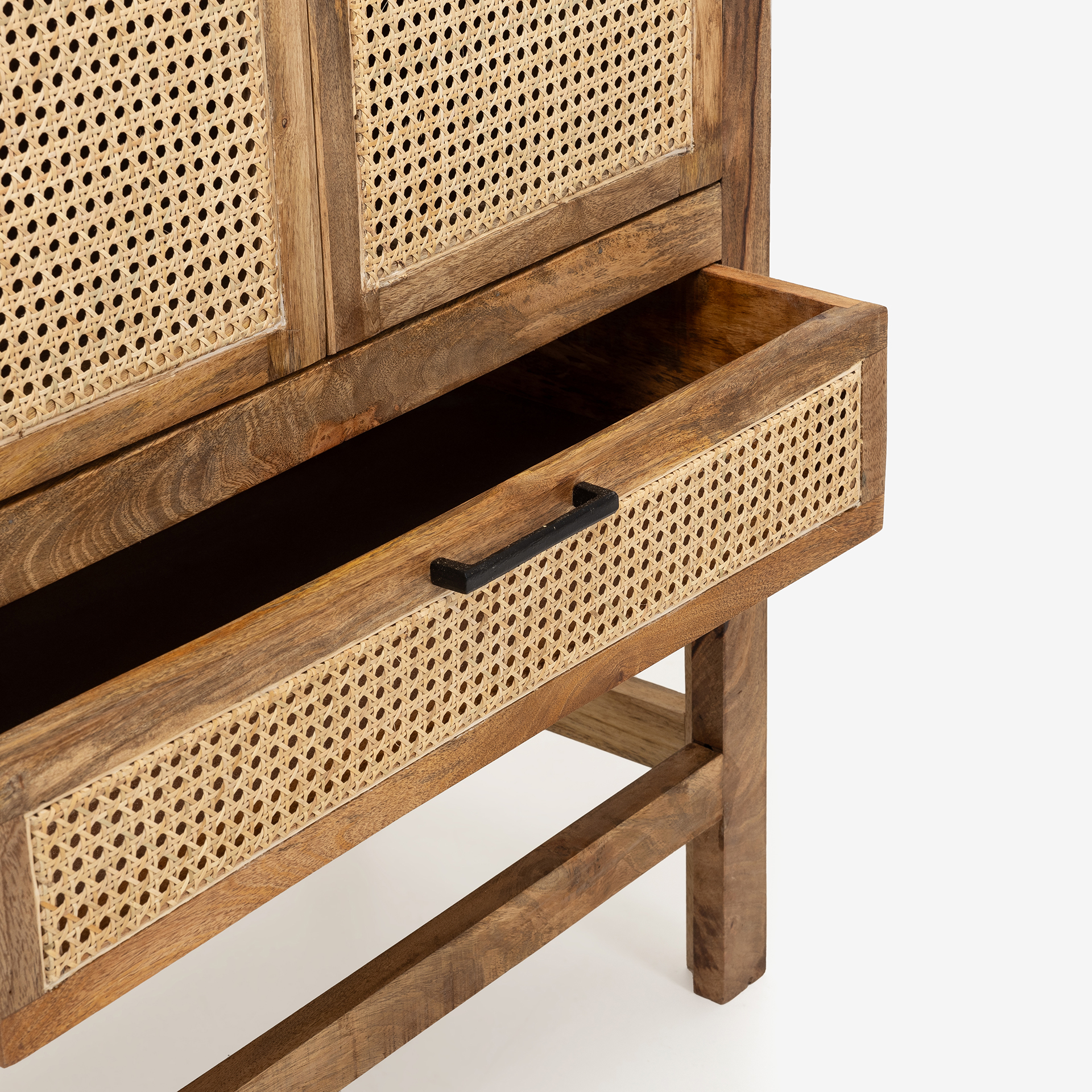 Armario de madera de mango Merlin 82x42x138cm Clau&Chloe