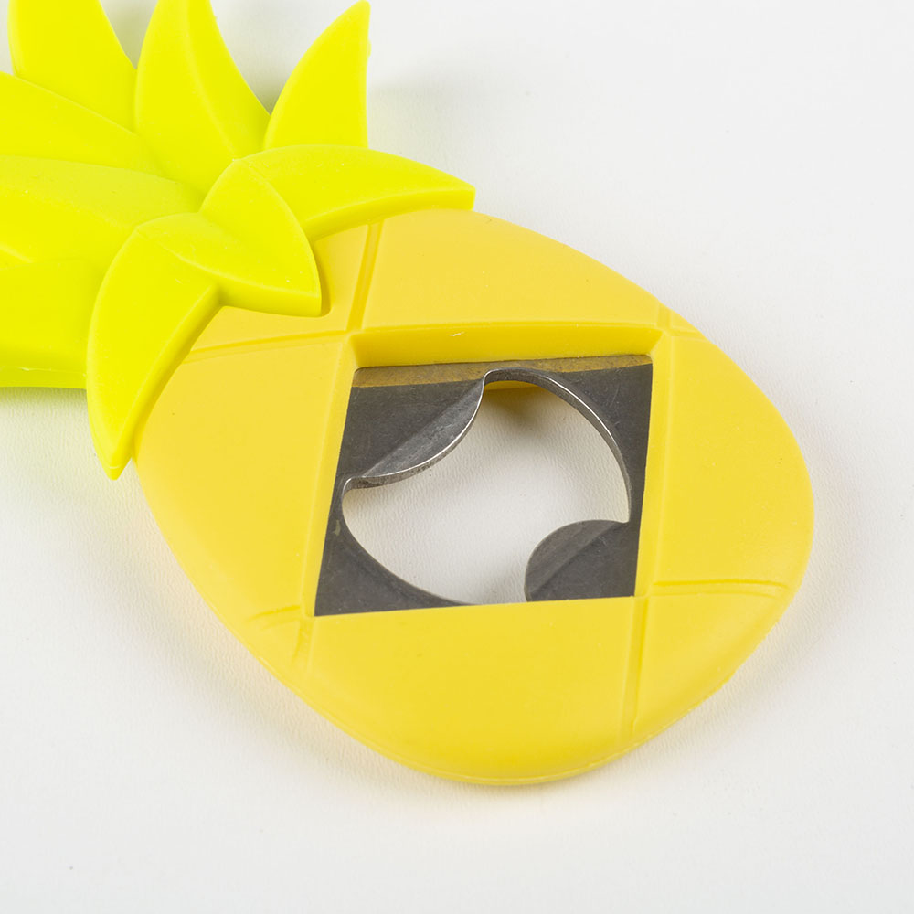 Abridor de botellas de pl&aacute;stico Pi&ntilde;a