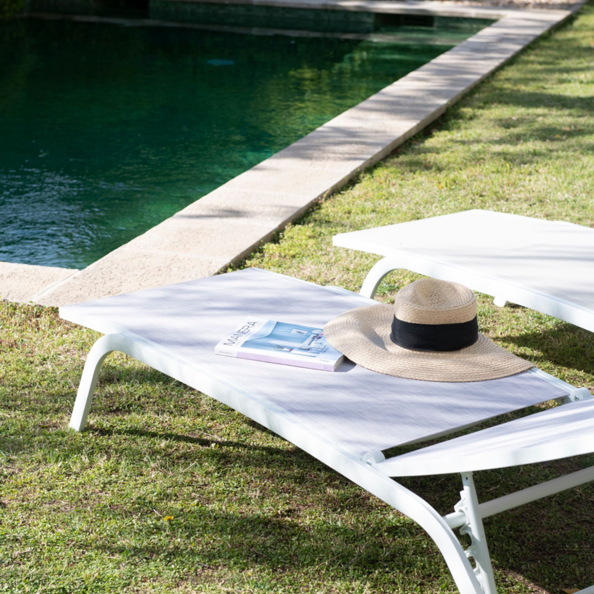 Tumbona reclinable de aluminio y textiline gris 193x61x94cm