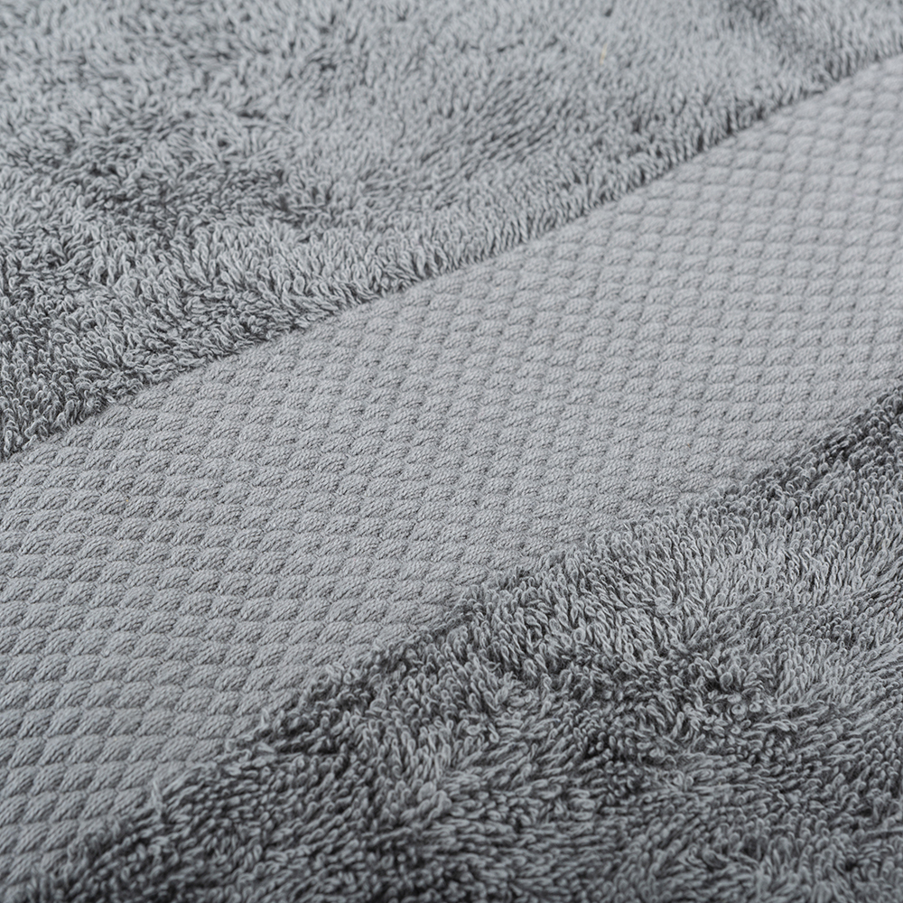 Toalla de ducha XL de algodón gris oscuro Vic 100x150cm - 500 gr/m²